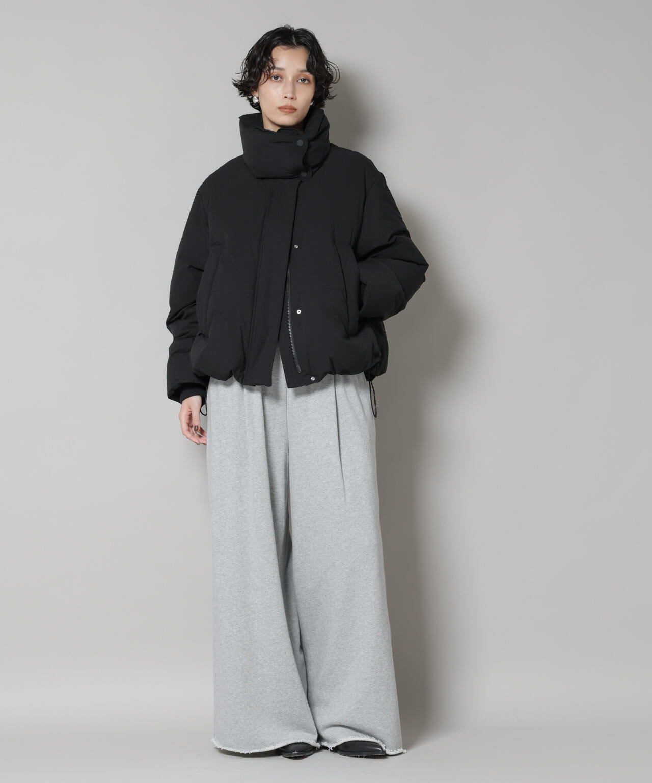 「西川ダウン(R)」ソロテックスショートダウン