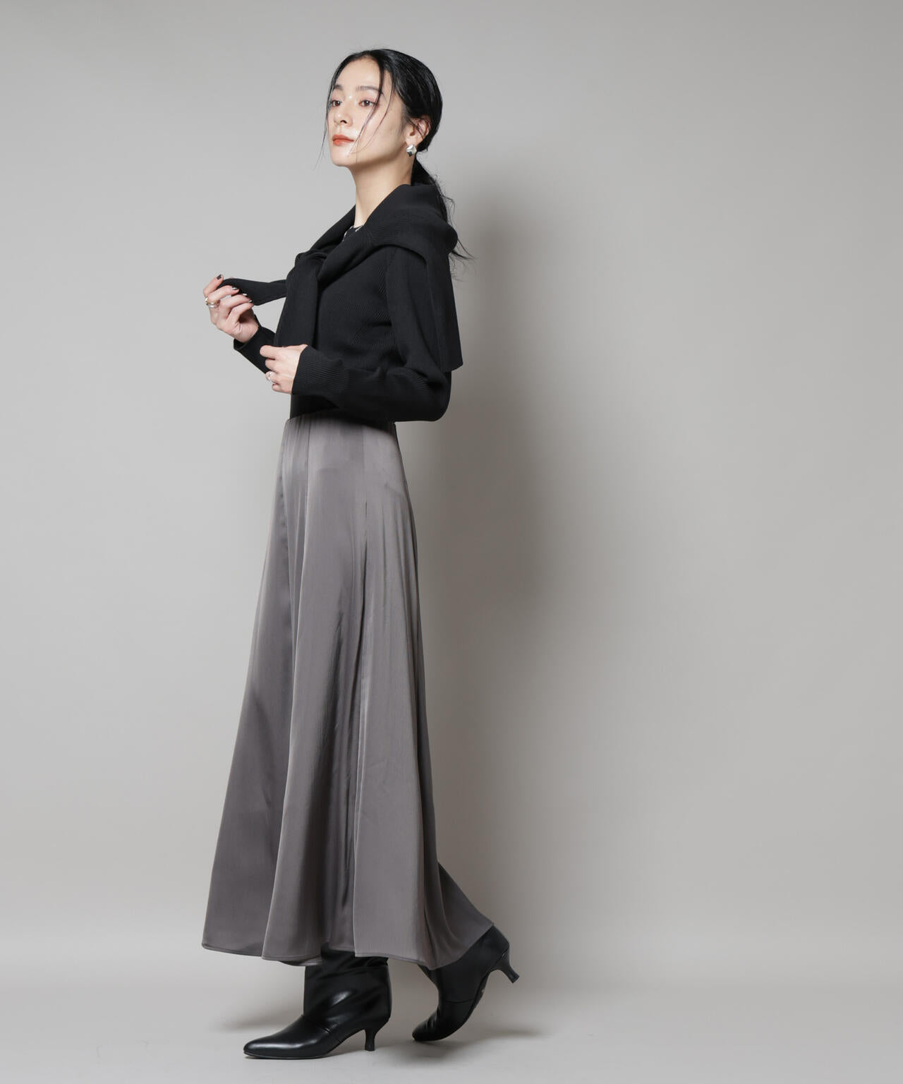 CICA&UVカット加工クルーネックリブニット