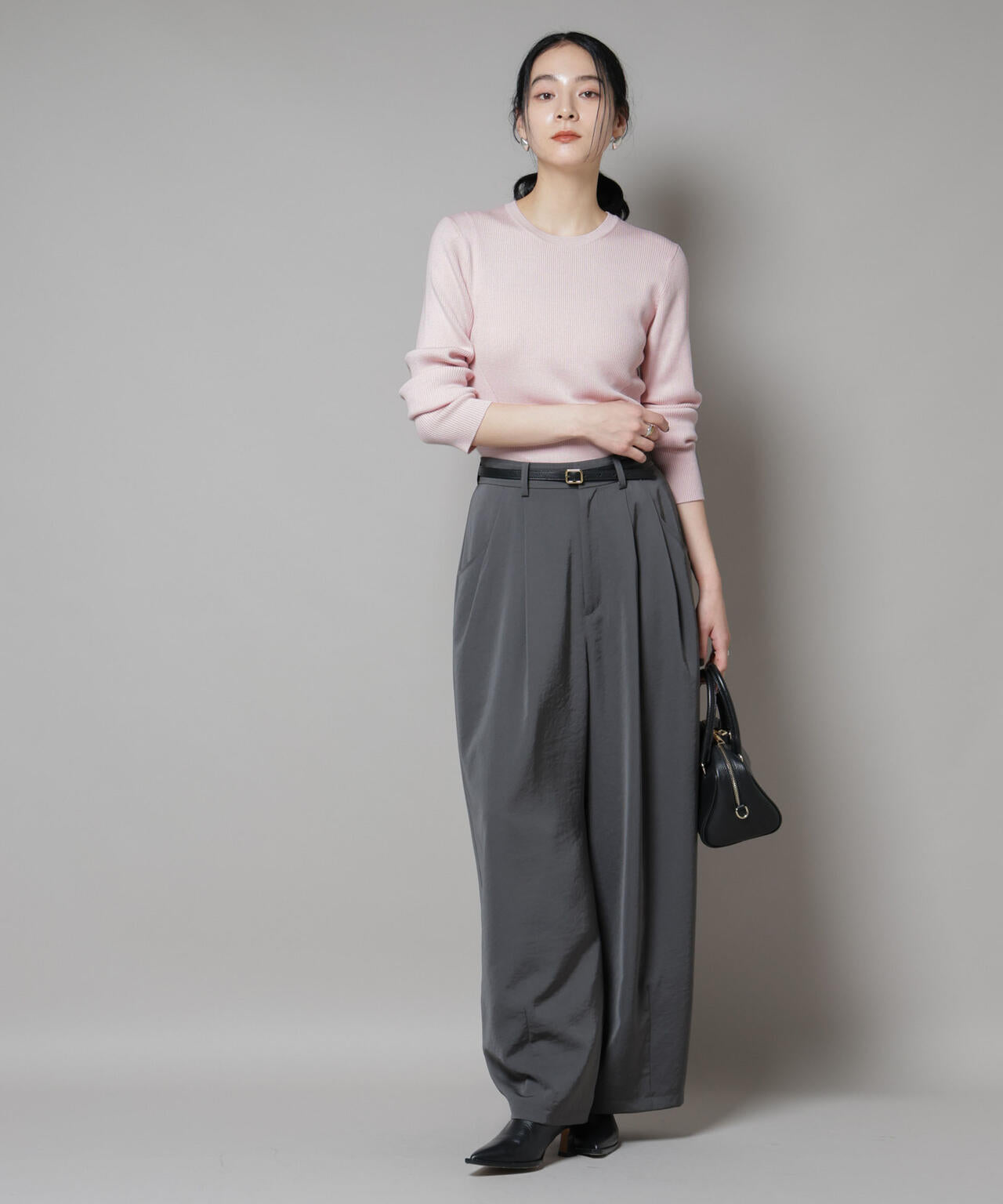 CICA&UVカット加工クルーネックリブニット