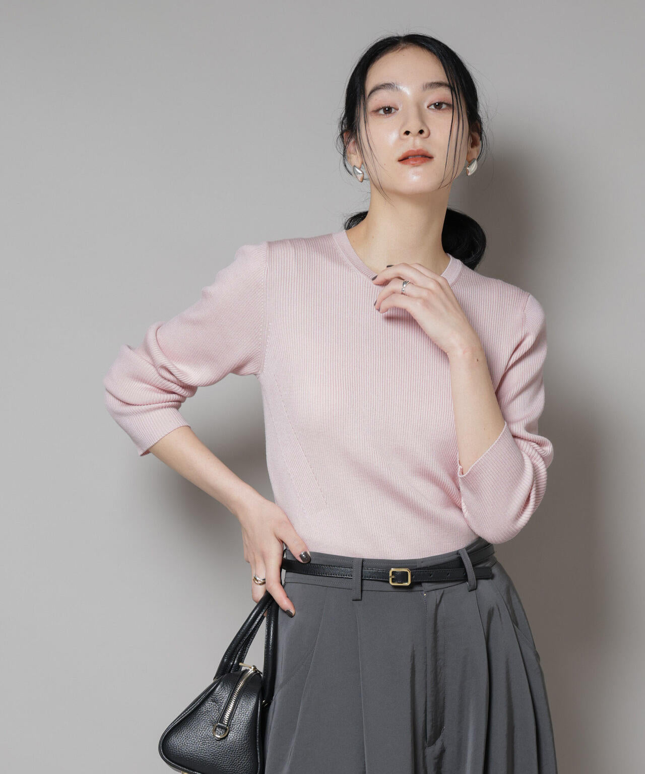 CICA&UVカット加工クルーネックリブニット