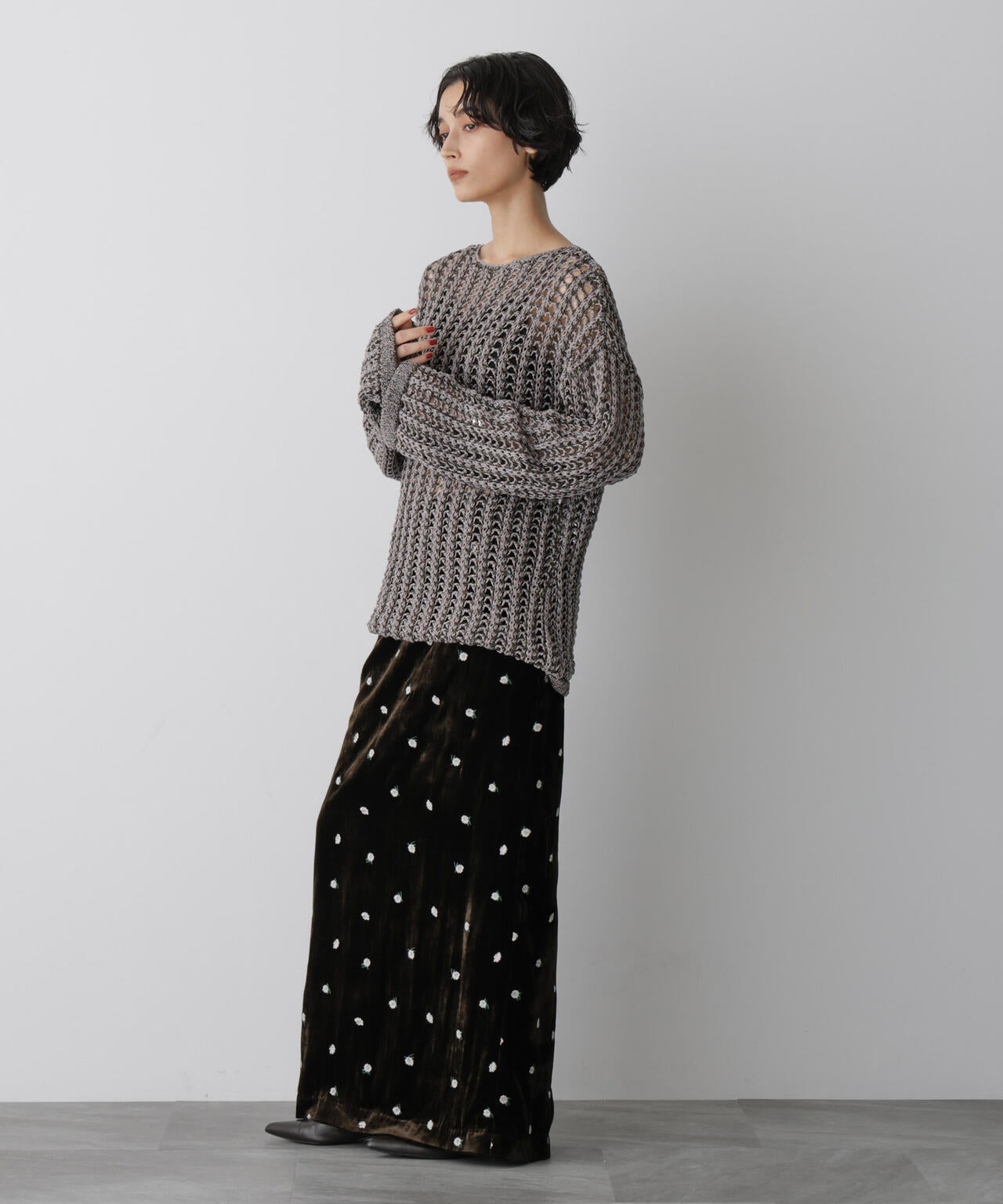 「STEVELOUR」シャイニーレースニットトップス