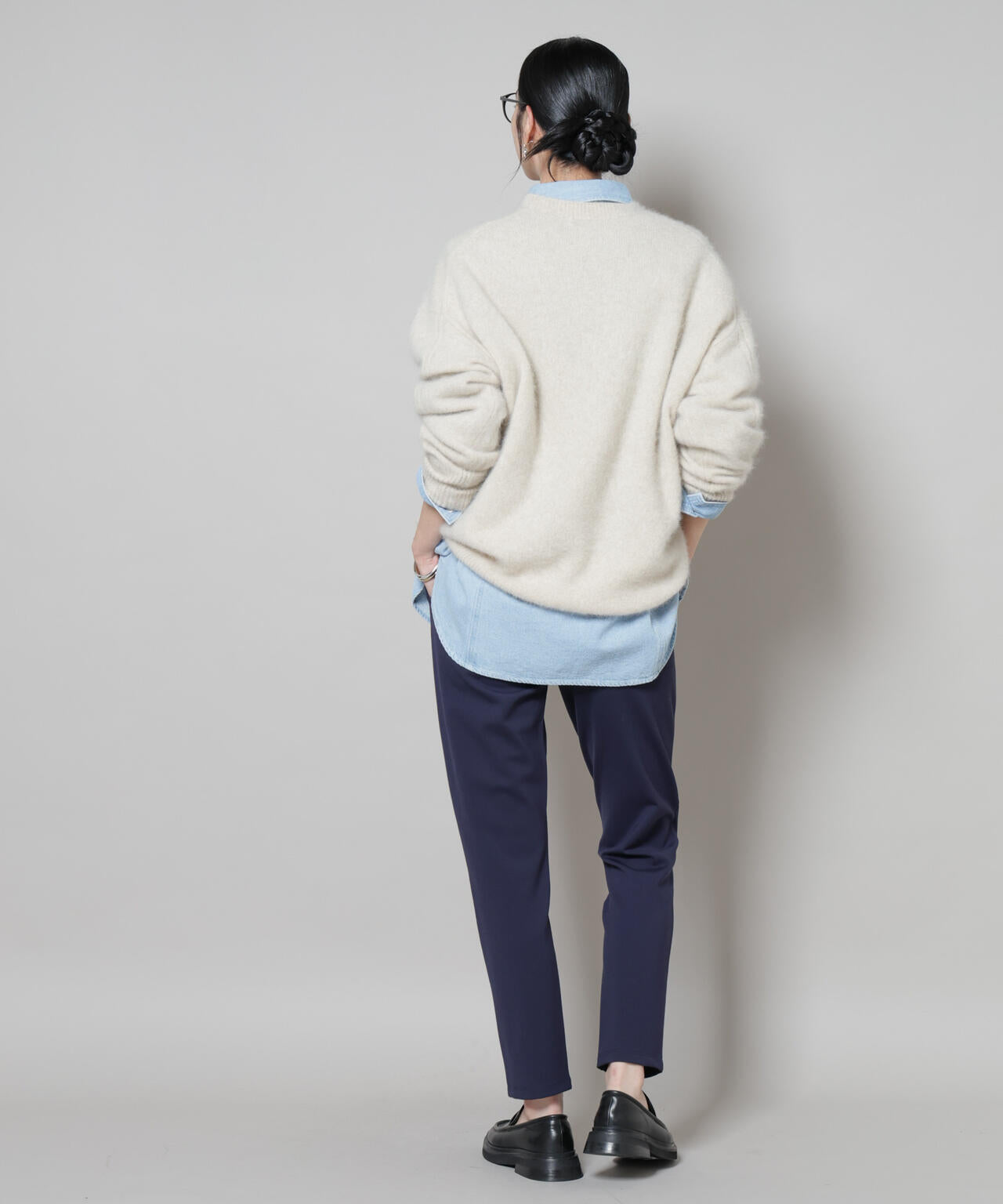 ピンタックポンチスリムパンツ