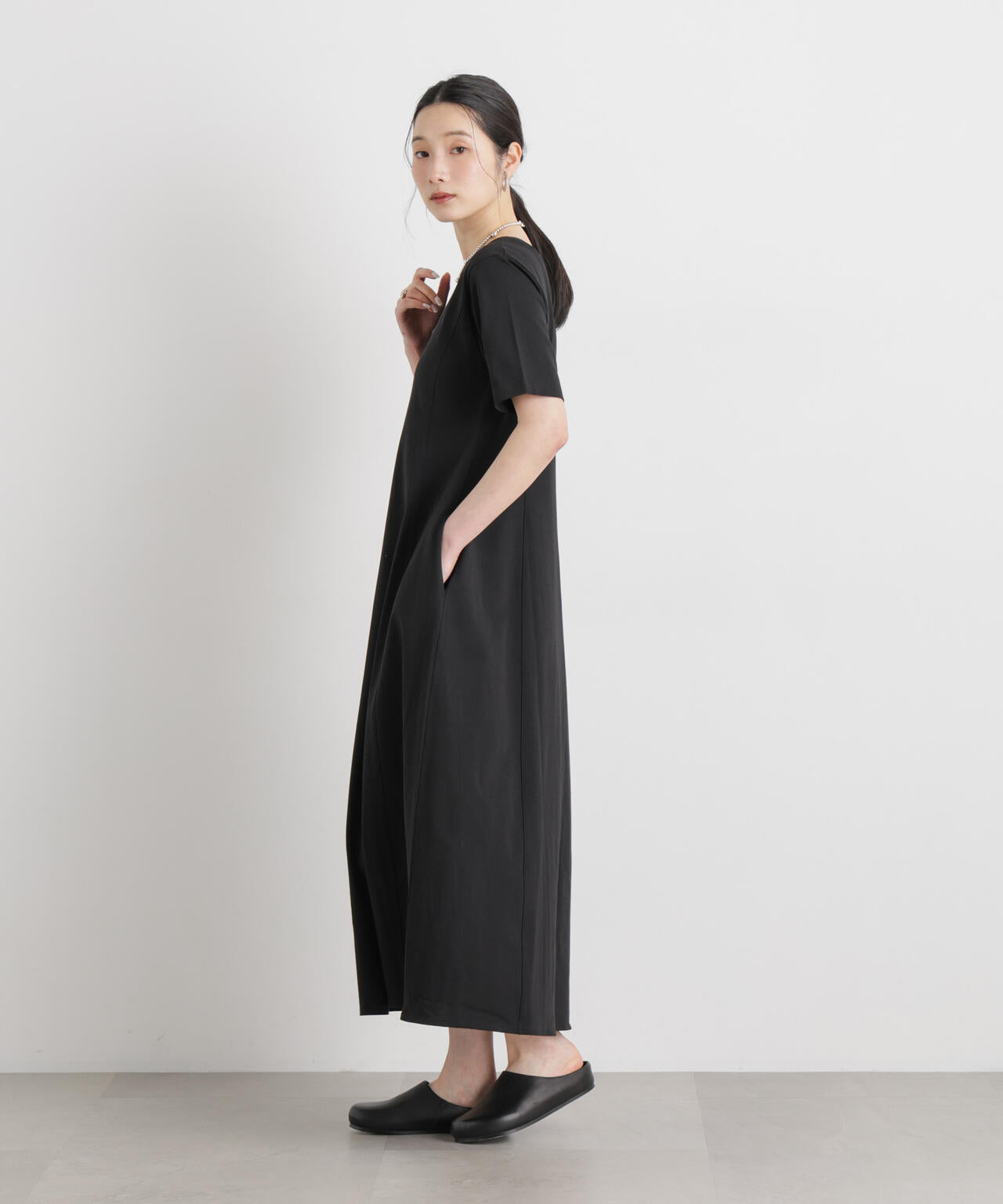 バッククロスフレアワンピース