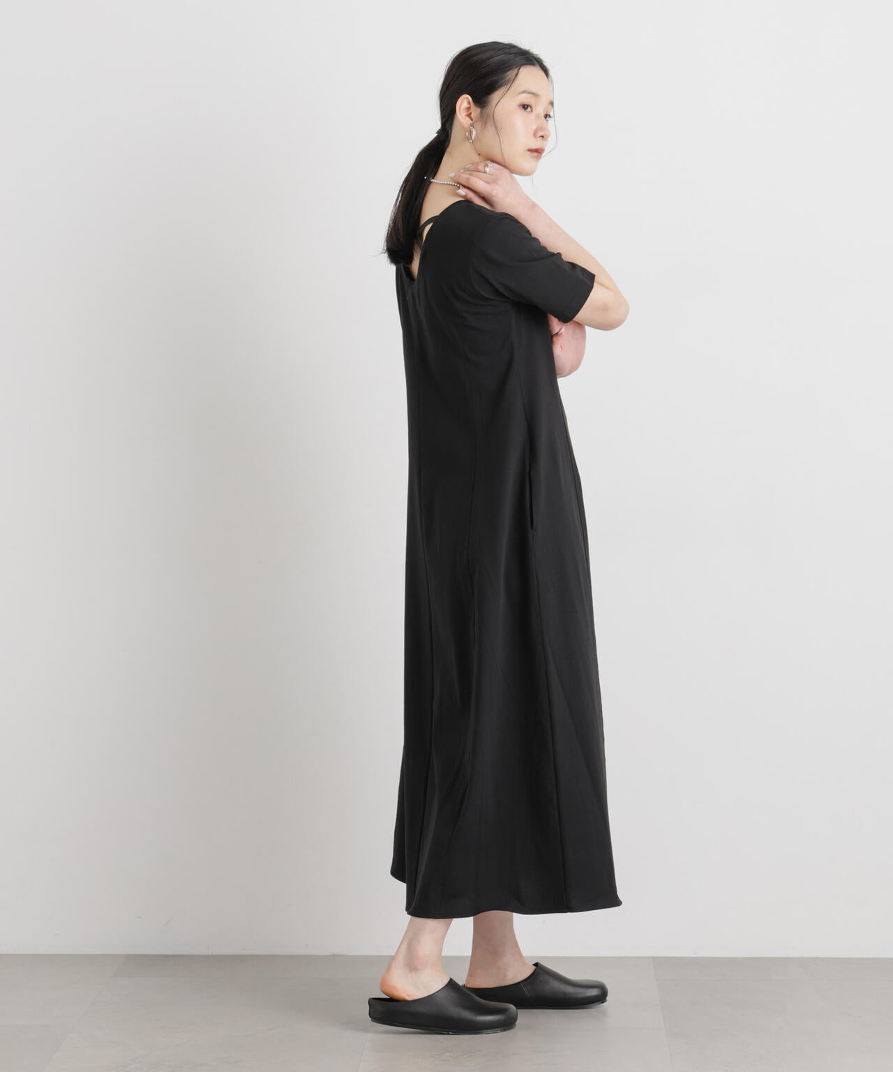 バッククロスフレアワンピース
