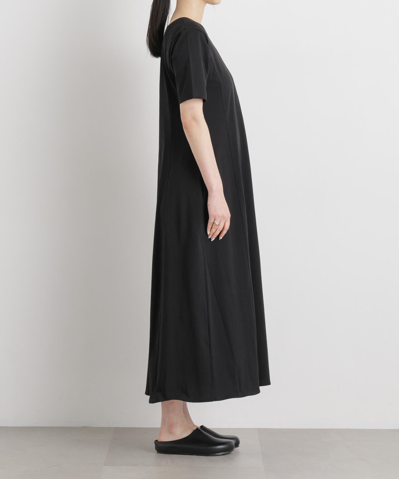 バッククロスフレアワンピース