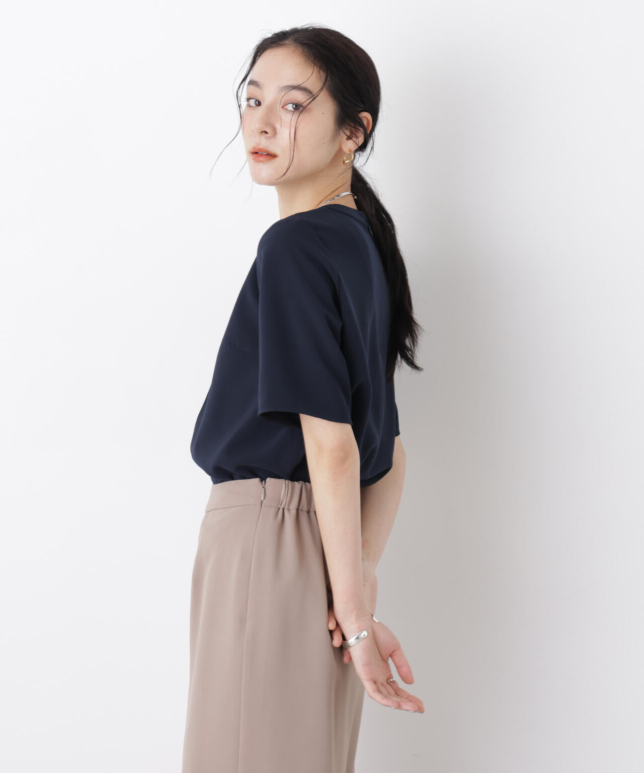 DressT/クルーネックハーフスリーブブラウス