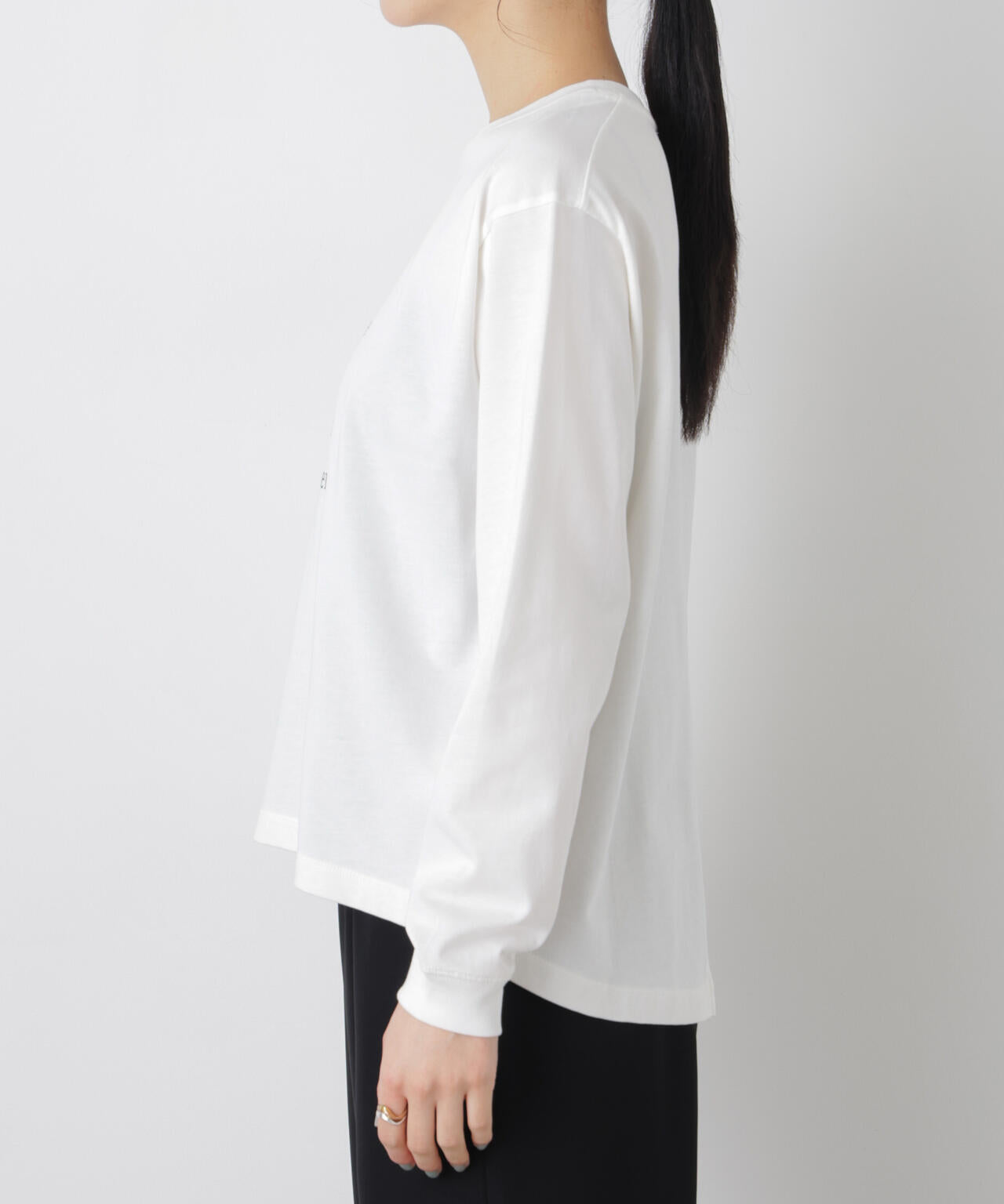 ロゴプリントロングスリーブTシャツ