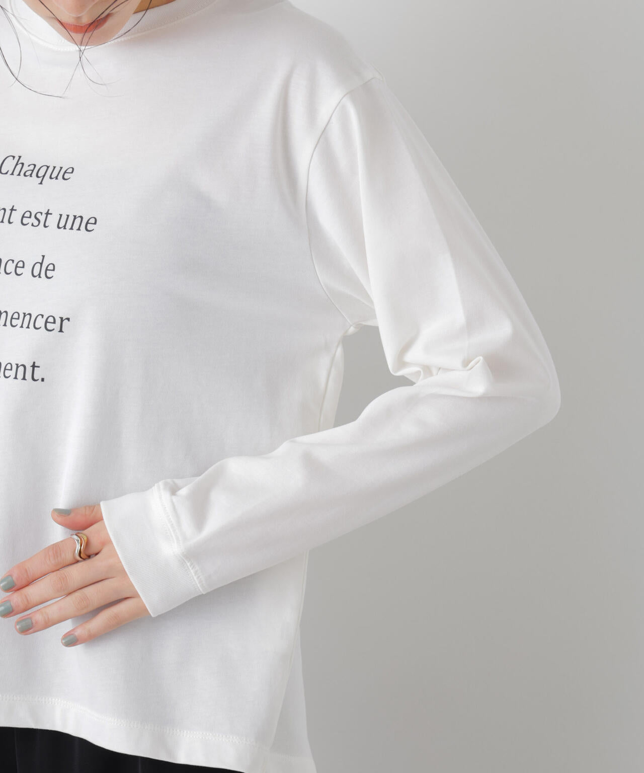 ロゴプリントロングスリーブTシャツ