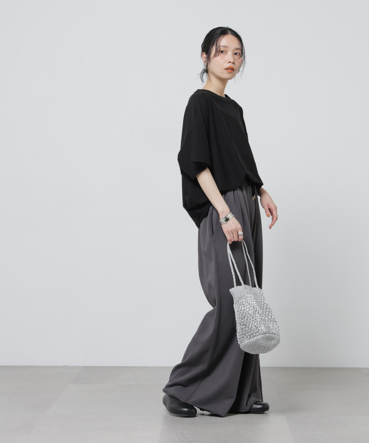 「Meaningful Continuity」coveross(R)ツイル調冷感プレーティング天竺Tシャツ