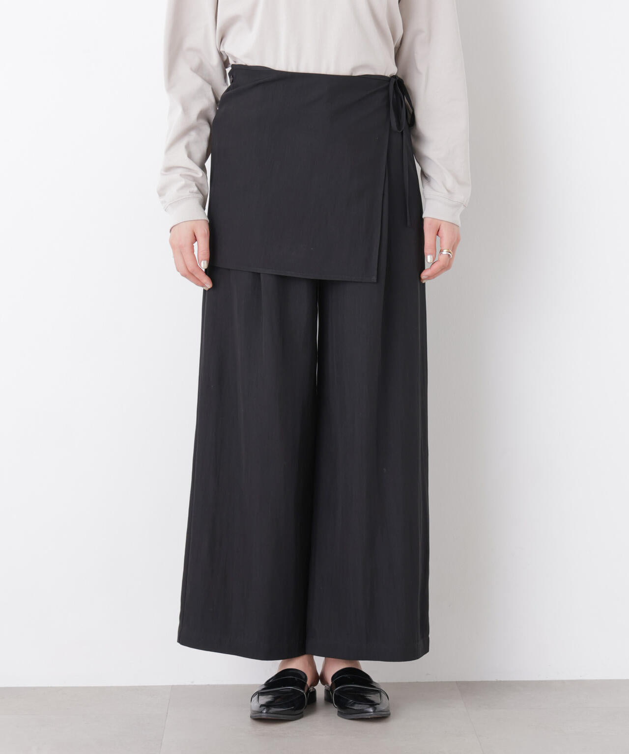 スカーフセットタックワイドパンツ