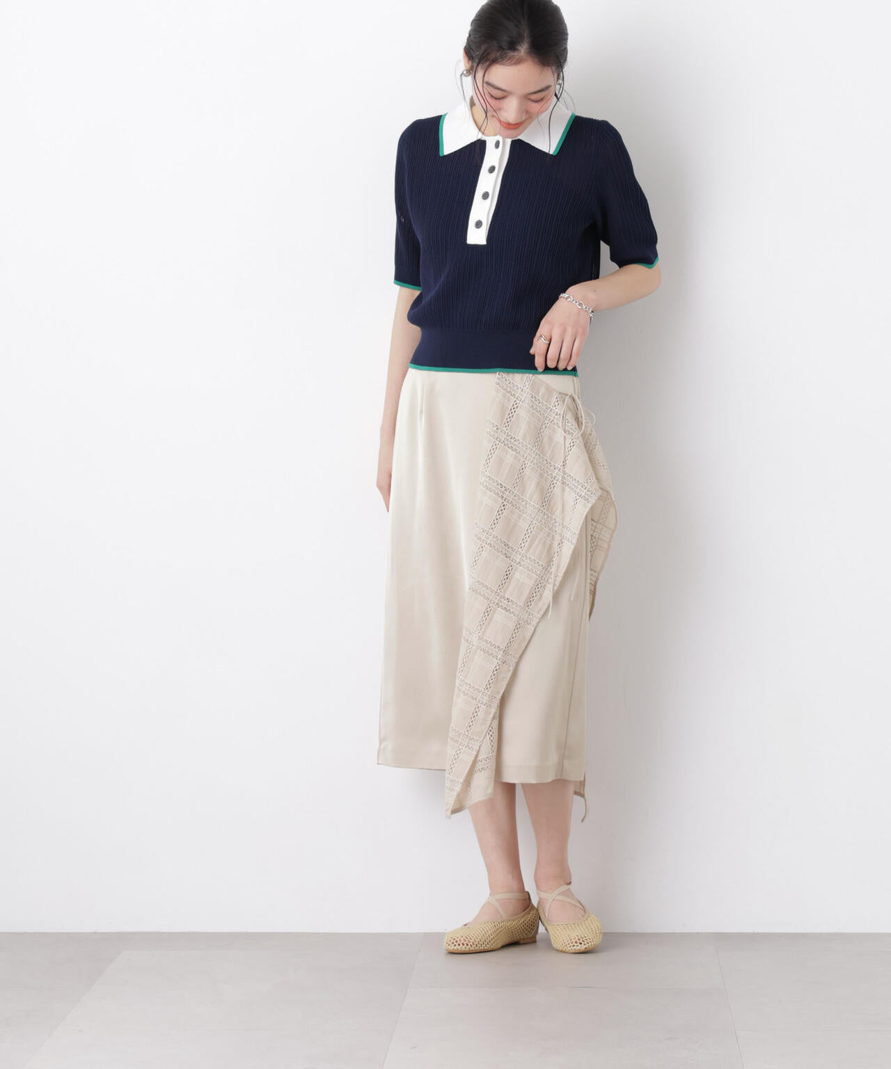 スクエアヘム刺繍レース切り替えスカート
