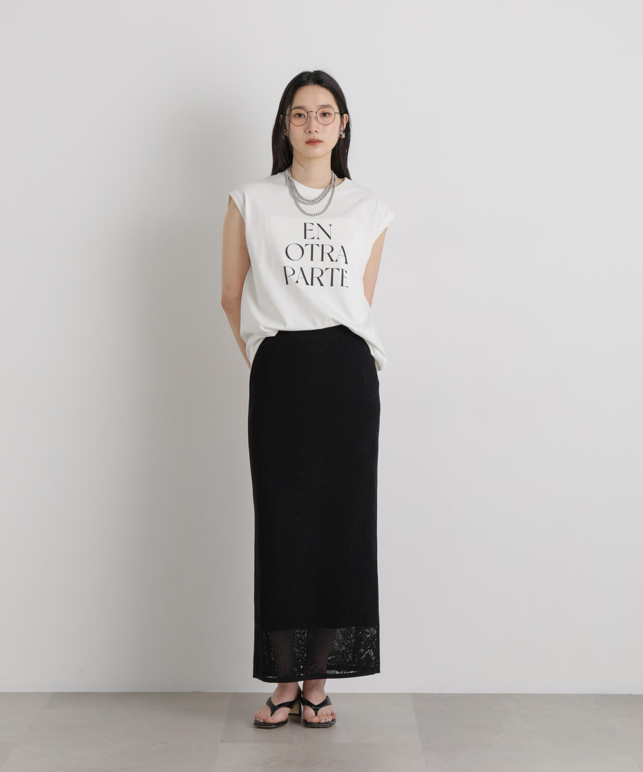 メッシュレースニットスカート