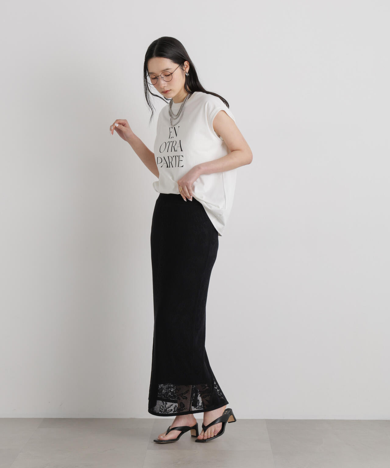 メッシュレースニットスカート