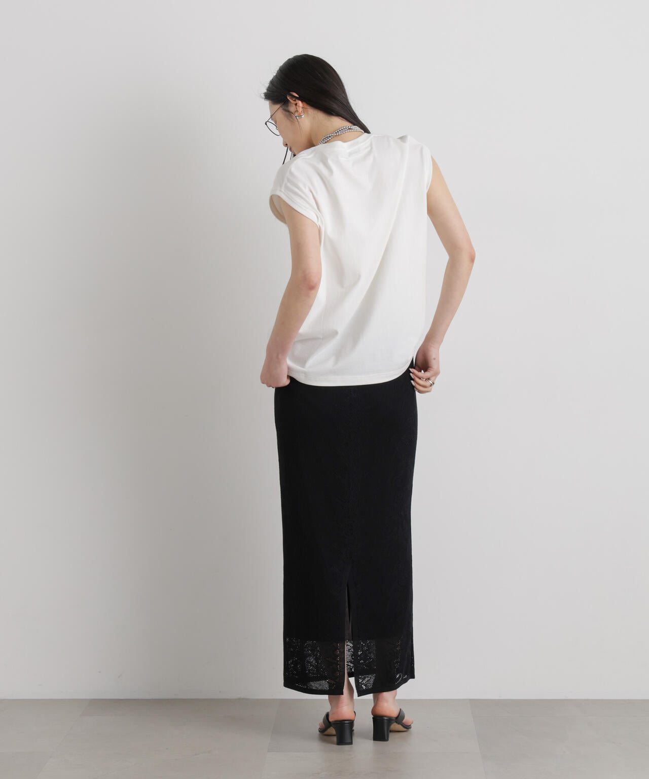 メッシュレースニットスカート