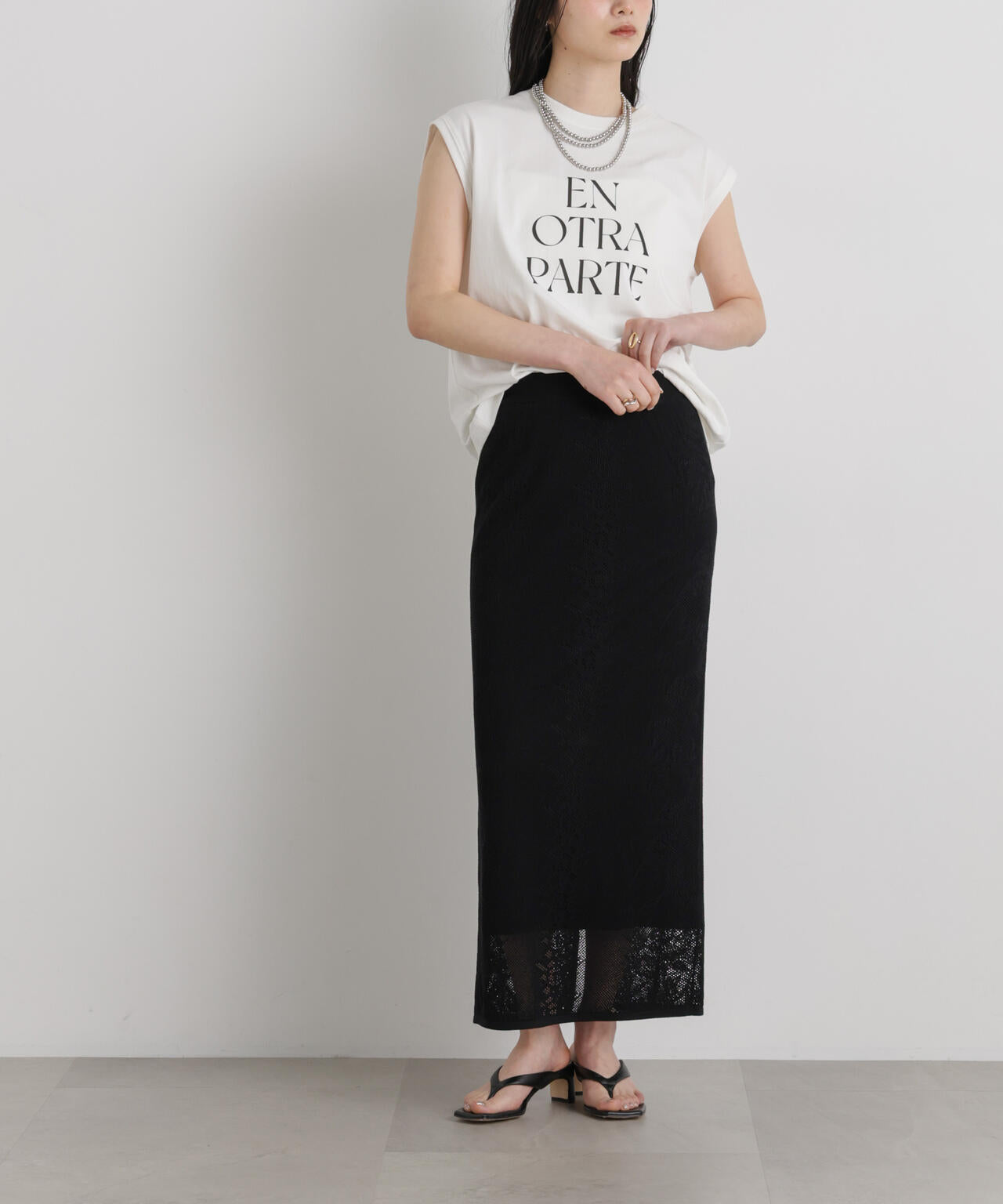 メッシュレースニットスカート