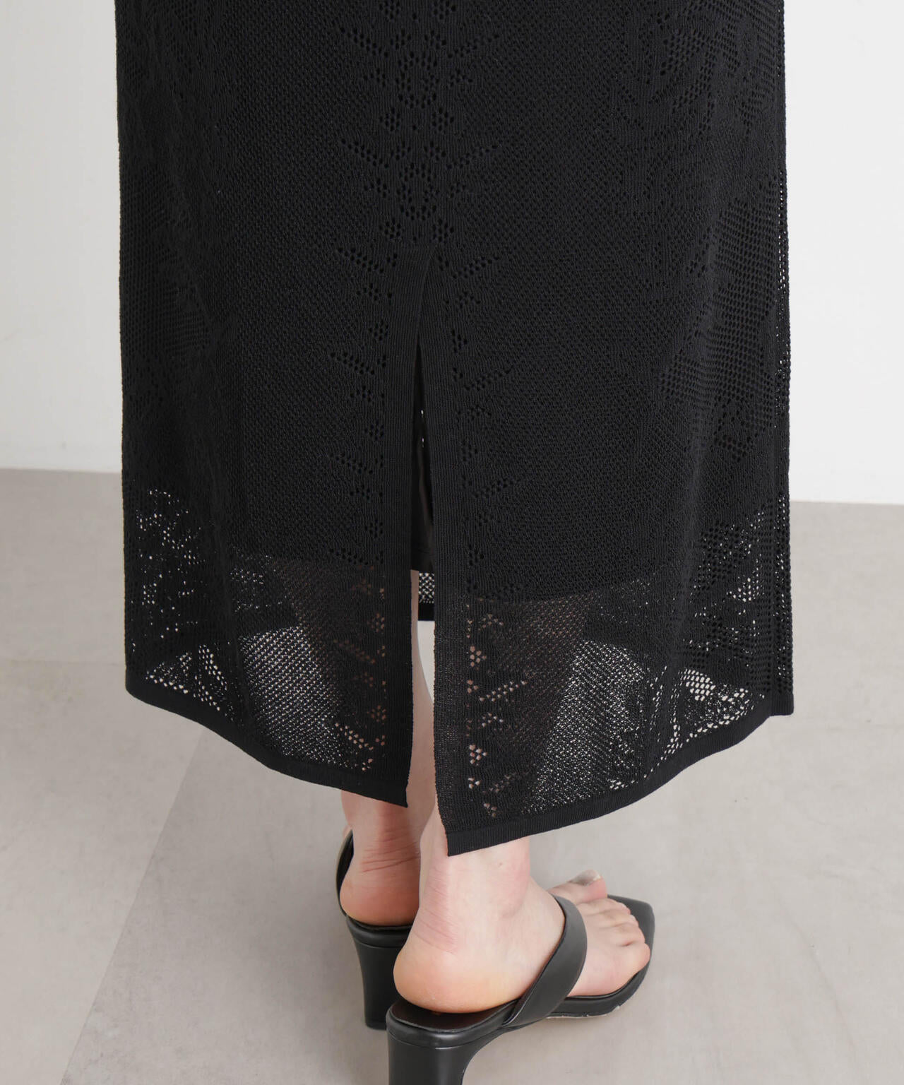 メッシュレースニットスカート