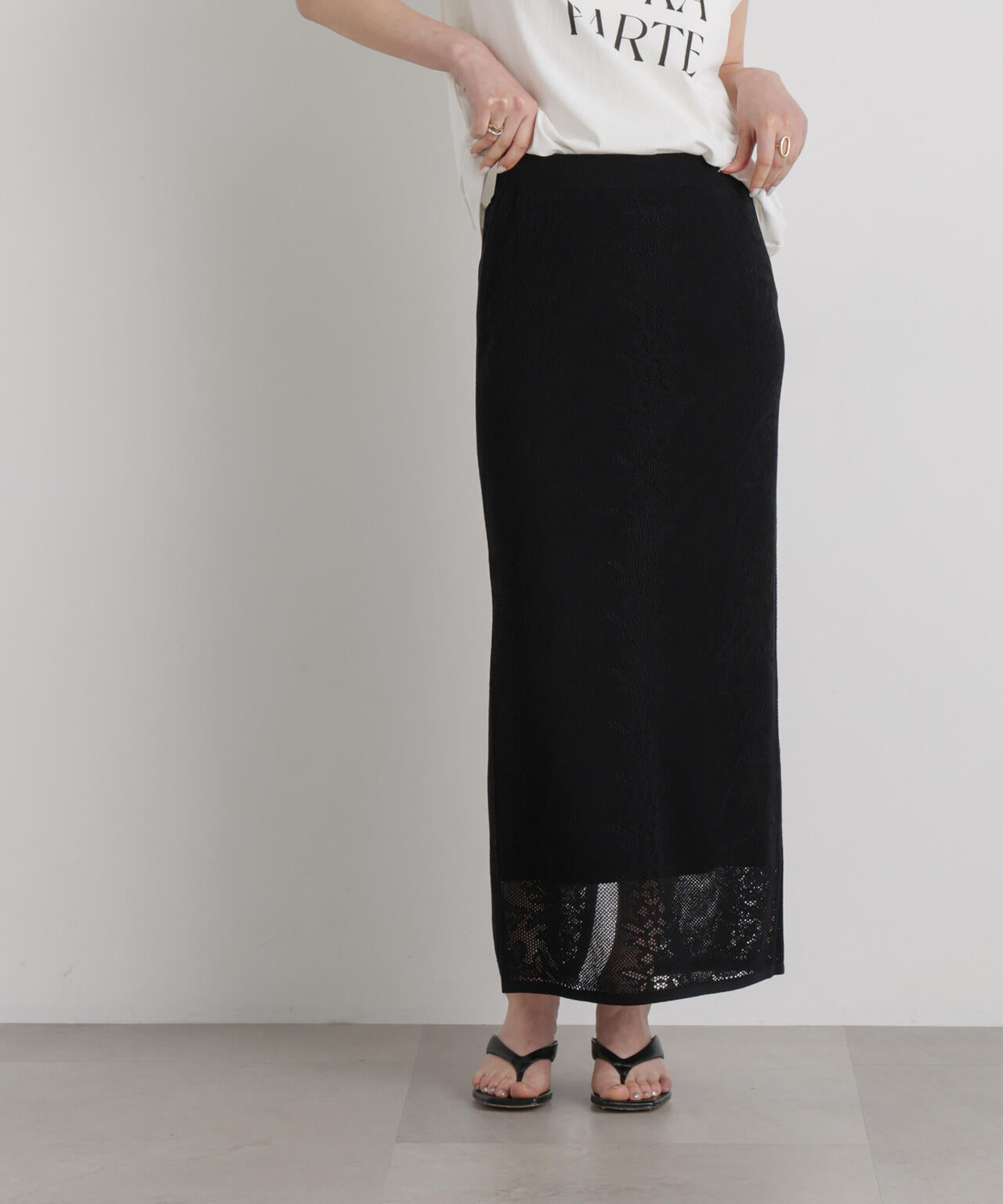 メッシュレースニットスカート