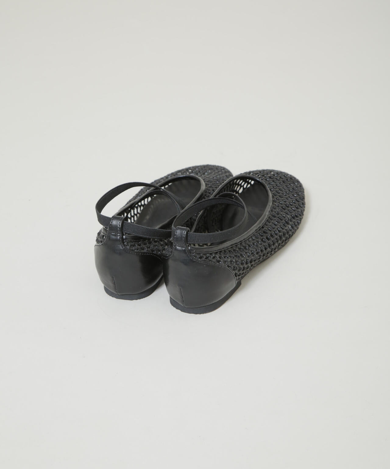 ストラップメッシュバレエシューズ