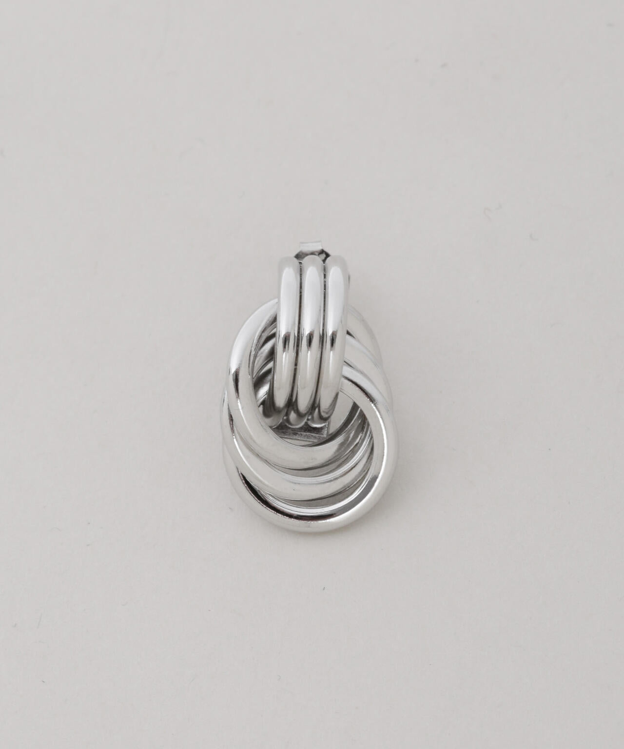 クロスリングピアス