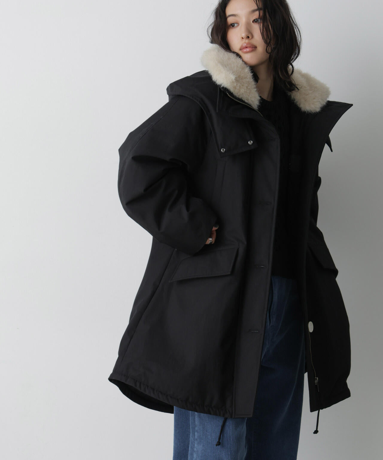 「STEVELOUR」「西川ダウン(R)」ファー付きコート