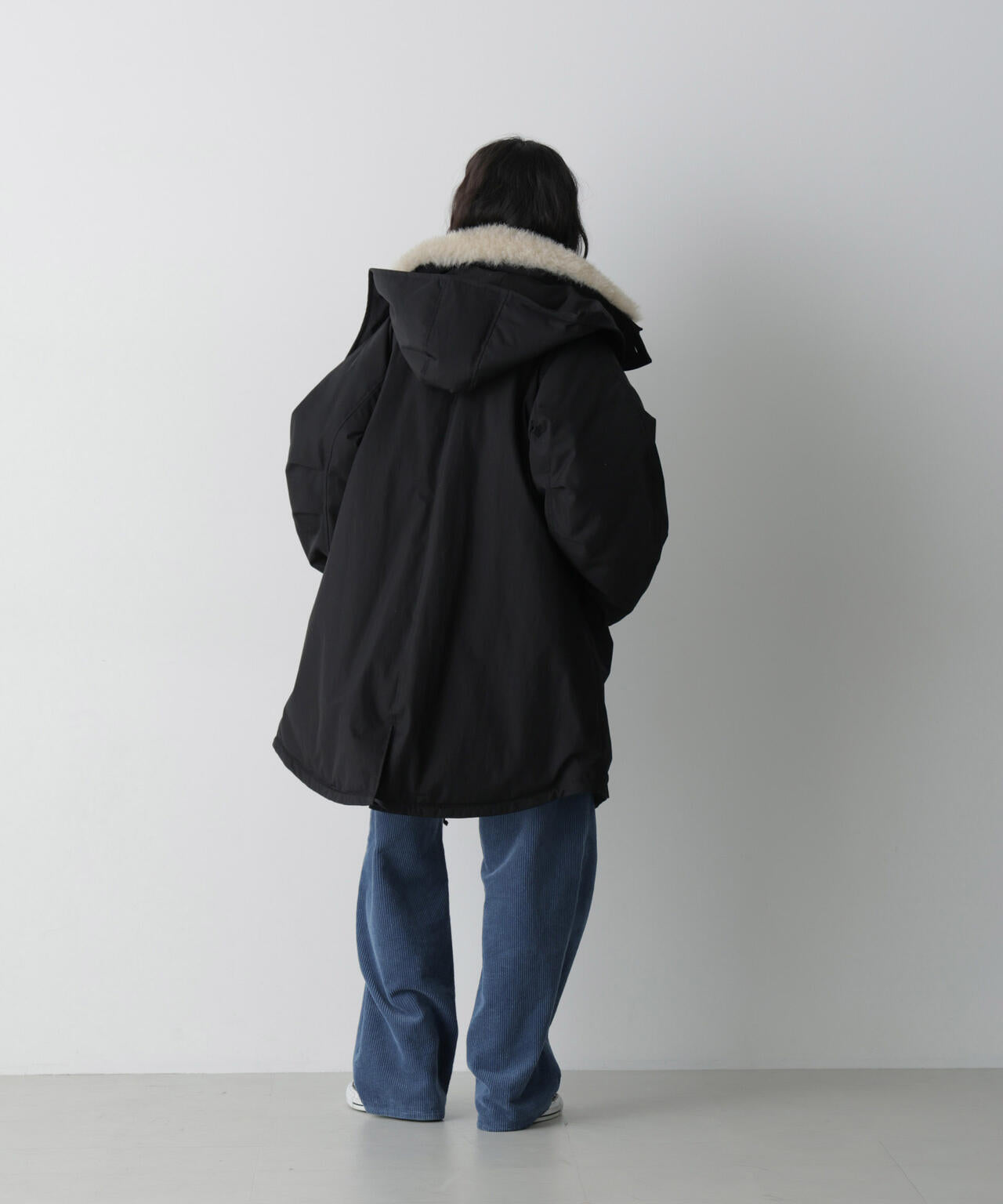 「STEVELOUR」「西川ダウン(R)」ファー付きコート