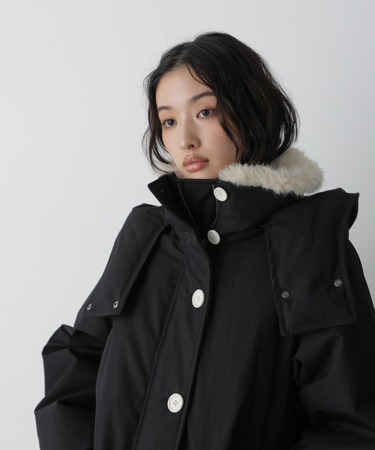「STEVELOUR」「西川ダウン(R)」ファー付きコート