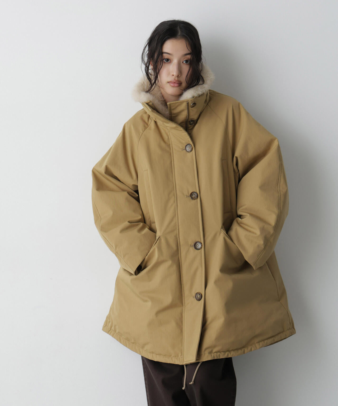 「STEVELOUR」「西川ダウン(R)」ファー付きコート