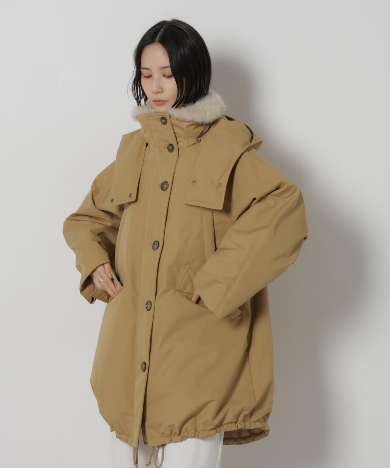 「STEVELOUR」「西川ダウン(R)」ファー付きコート