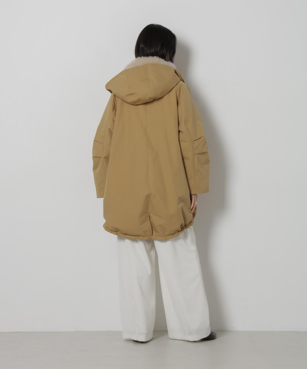 「STEVELOUR」「西川ダウン(R)」ファー付きコート