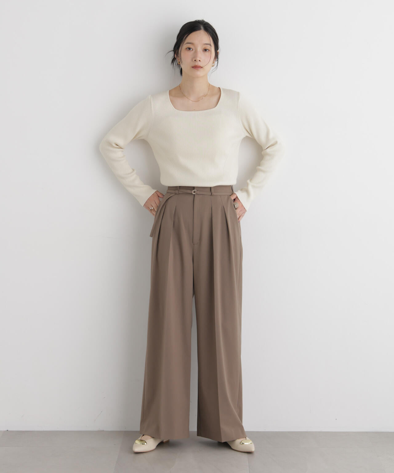 CICA&UVカット加工スクエアネックリブニット