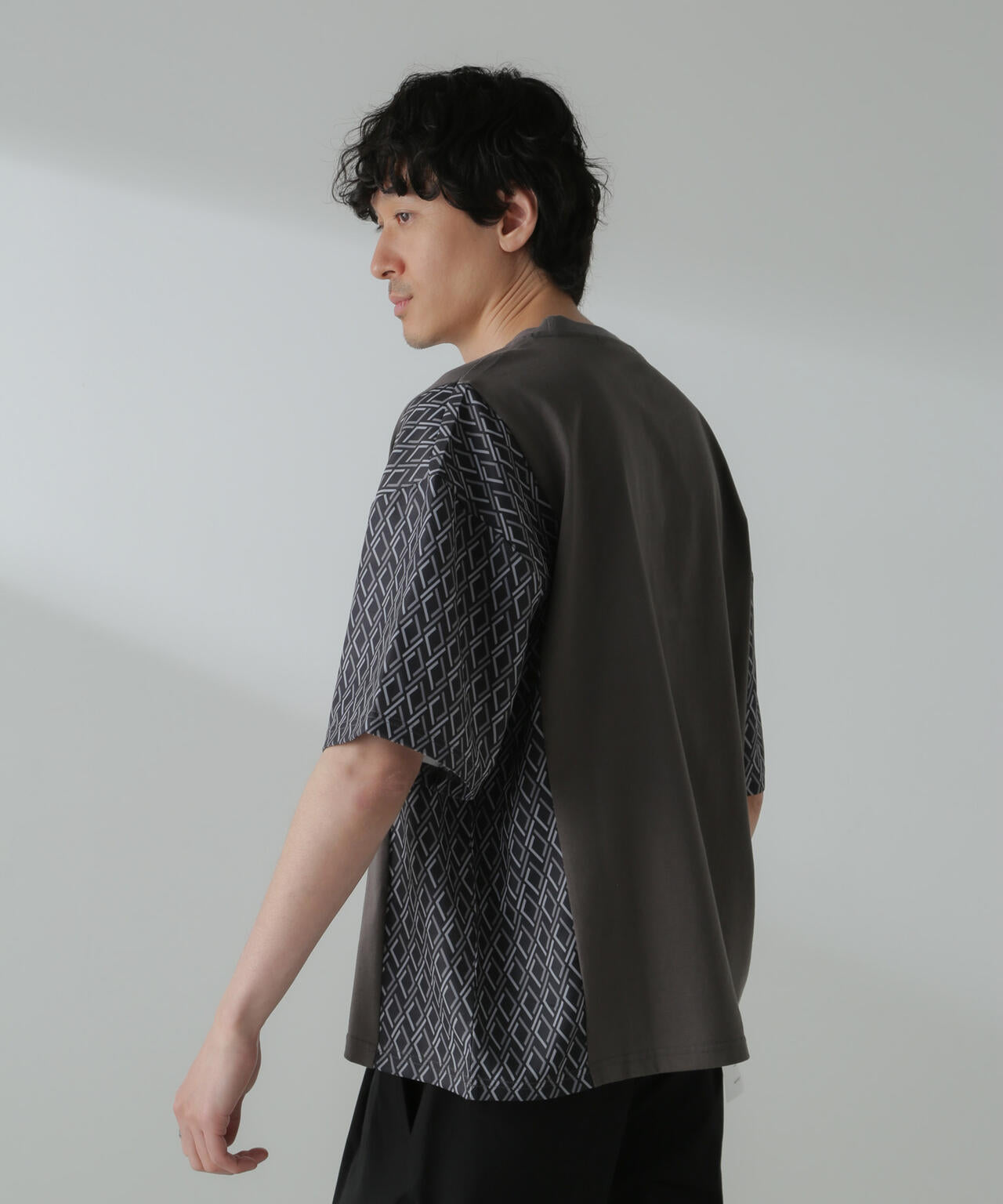 切り替えパターンTシャツ 半袖(セットアップ可）