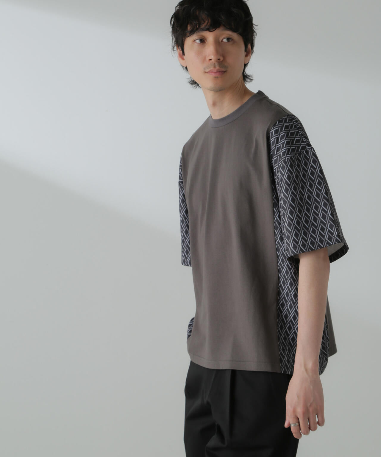 切り替えパターンTシャツ 半袖(セットアップ可）