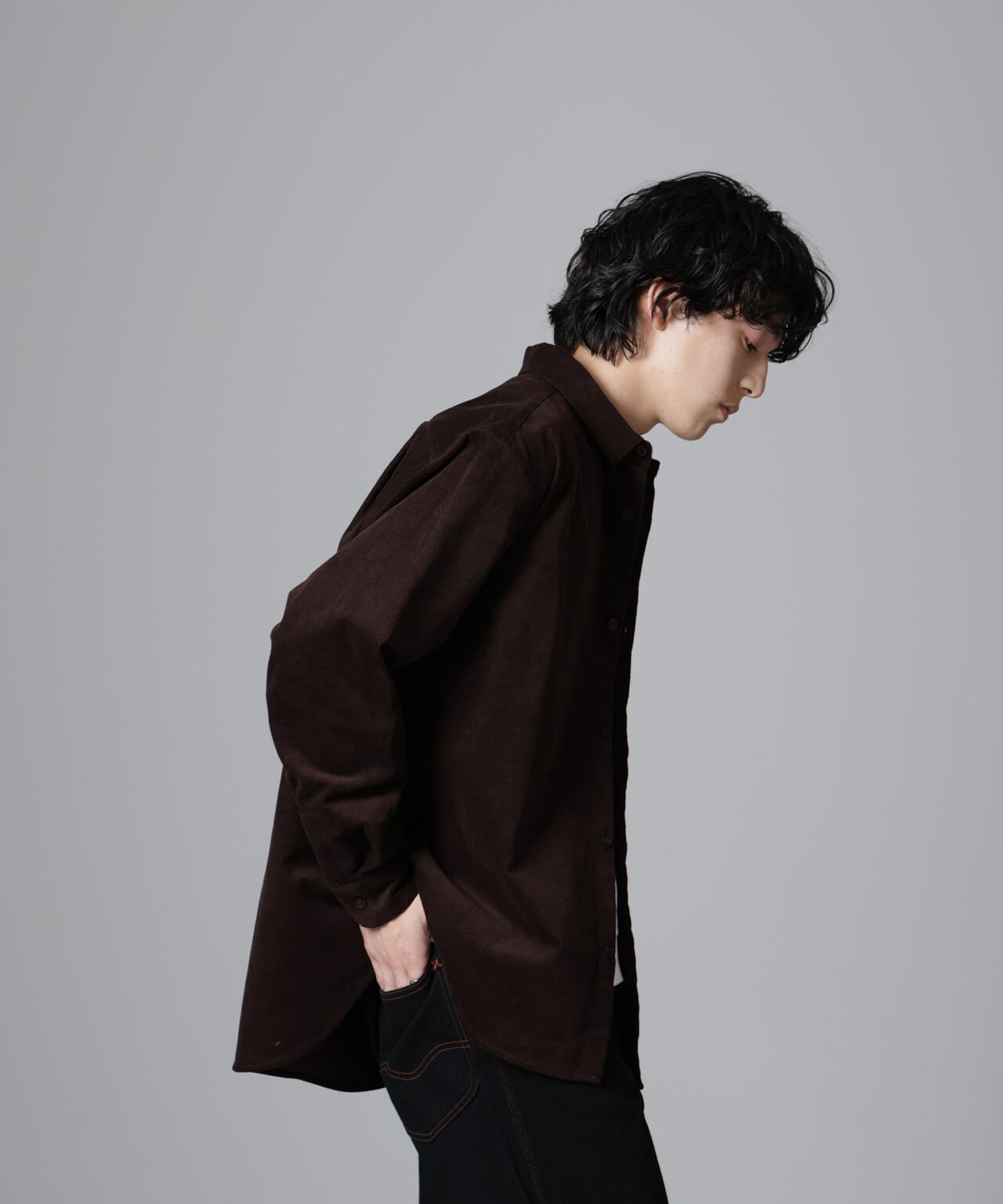 リラックスコーデュロイシャツ