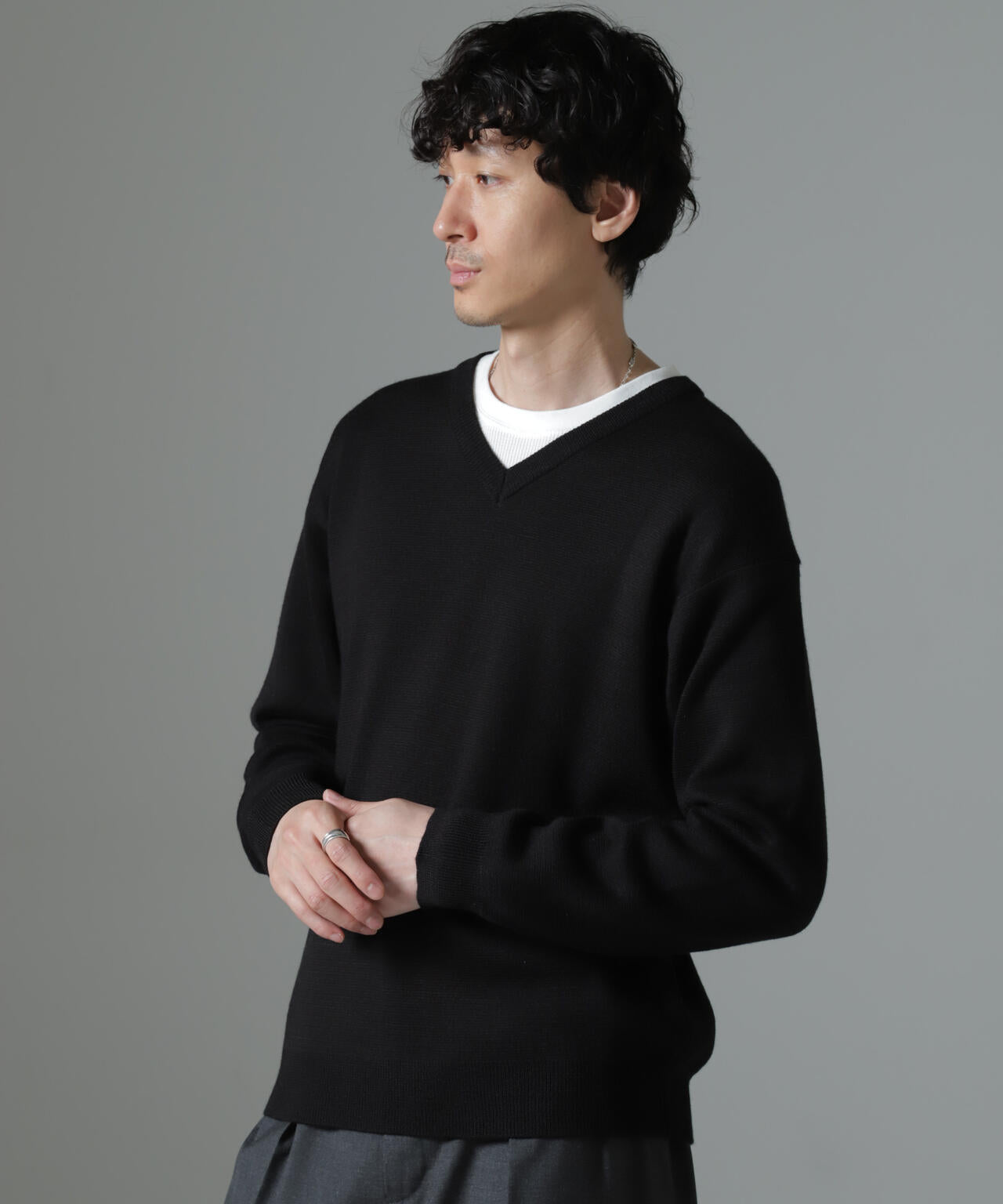 タスマニアミックス ミラノリブリラックスＶネックニット