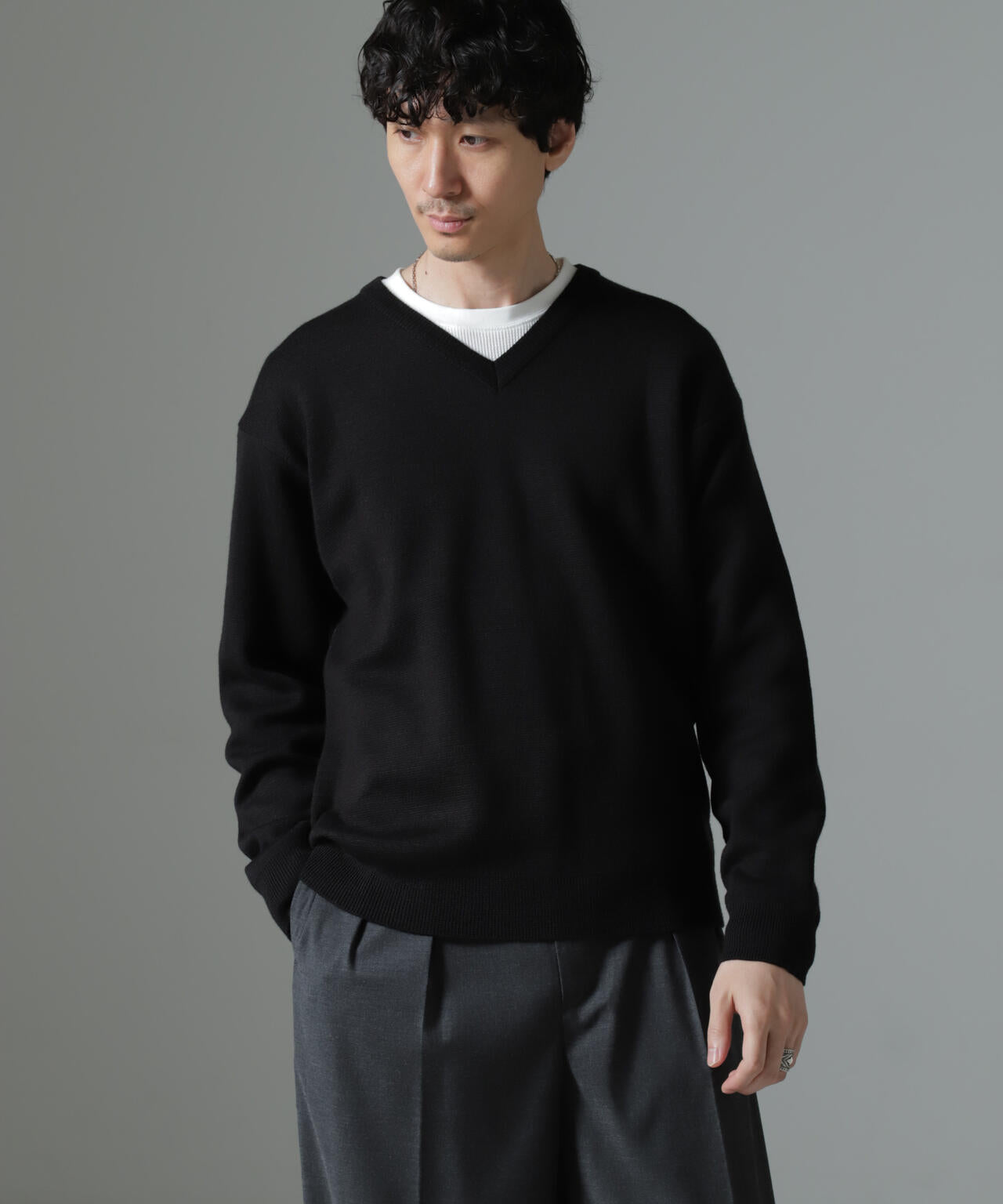 タスマニアミックス ミラノリブリラックスＶネックニット