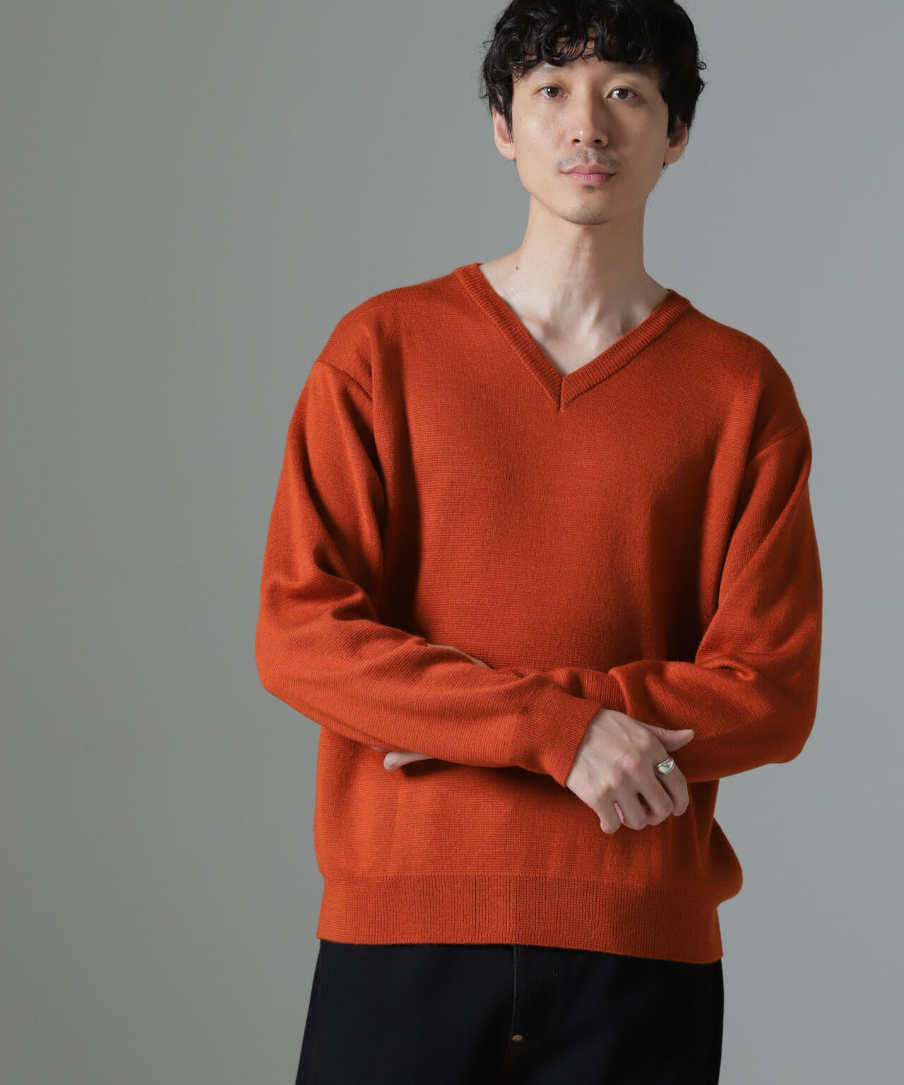 タスマニアミックス ミラノリブリラックスＶネックニット