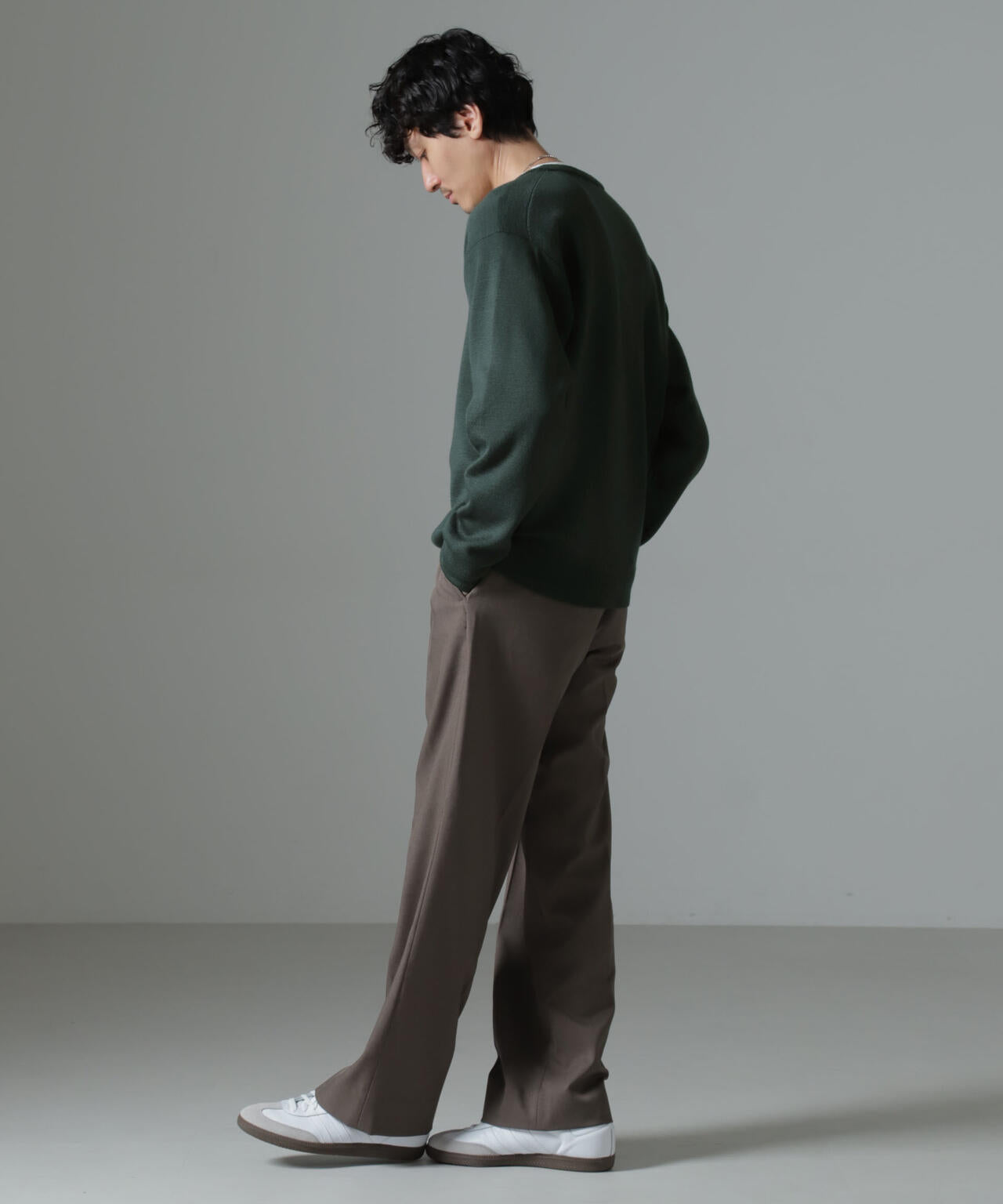 タスマニアミックス ミラノリブリラックスＶネックニット
