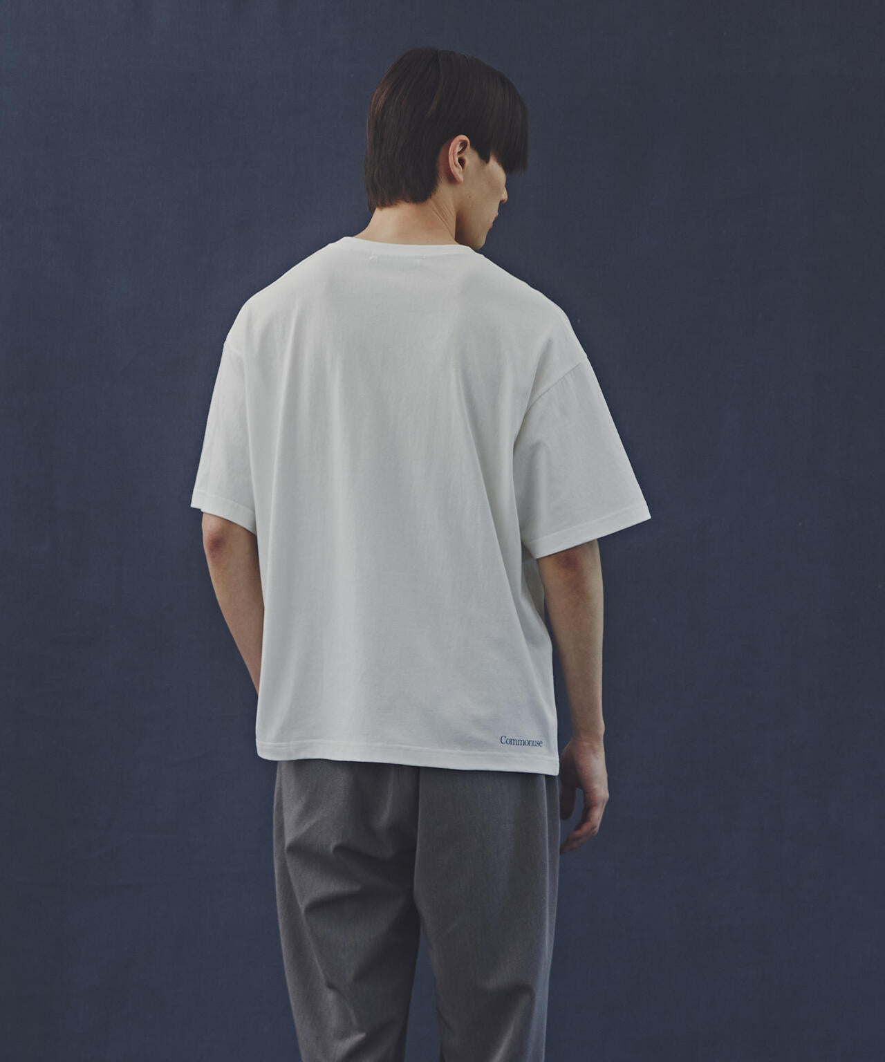 「Commonuse」ヴィンテージライク Flowers Tシャツ