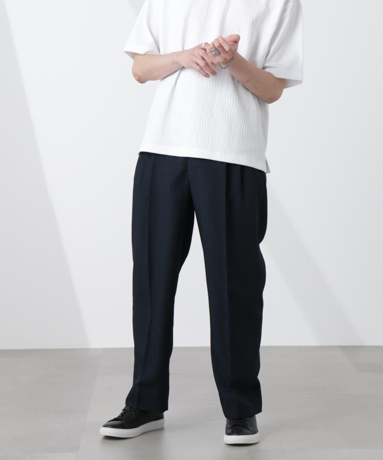 テックリネンリラックスタックテーパードパンツ