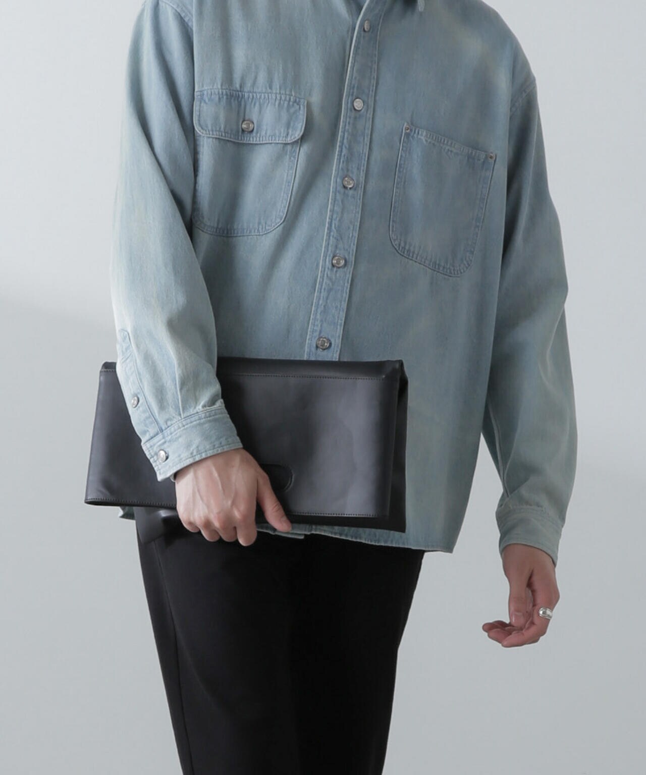 WEB限定/シンセティックレザー2WAYクラッチバッグ