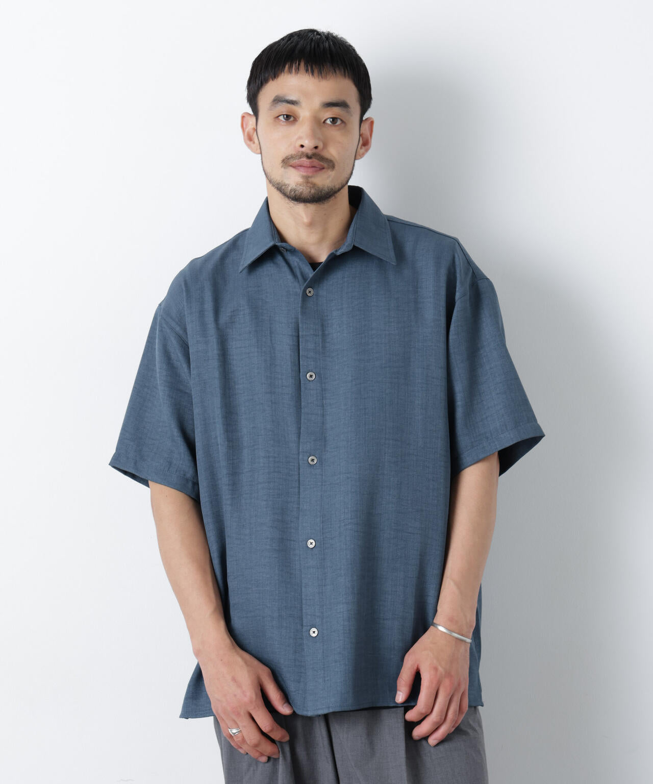 180cm　B:89 W:70 H:91 着用サイズ：L