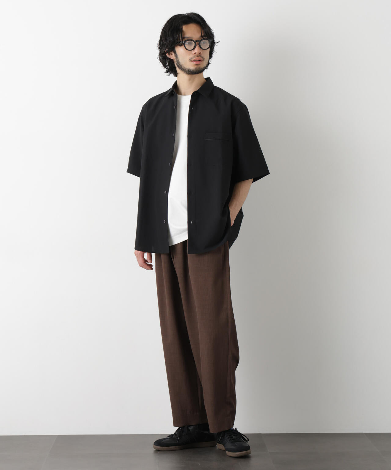 セオアルファ レギュラーカラーシャツ 半袖
