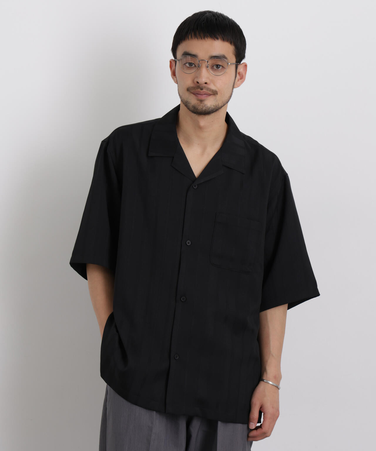 180cm　B:89 W:70 H:91 着用サイズ：L