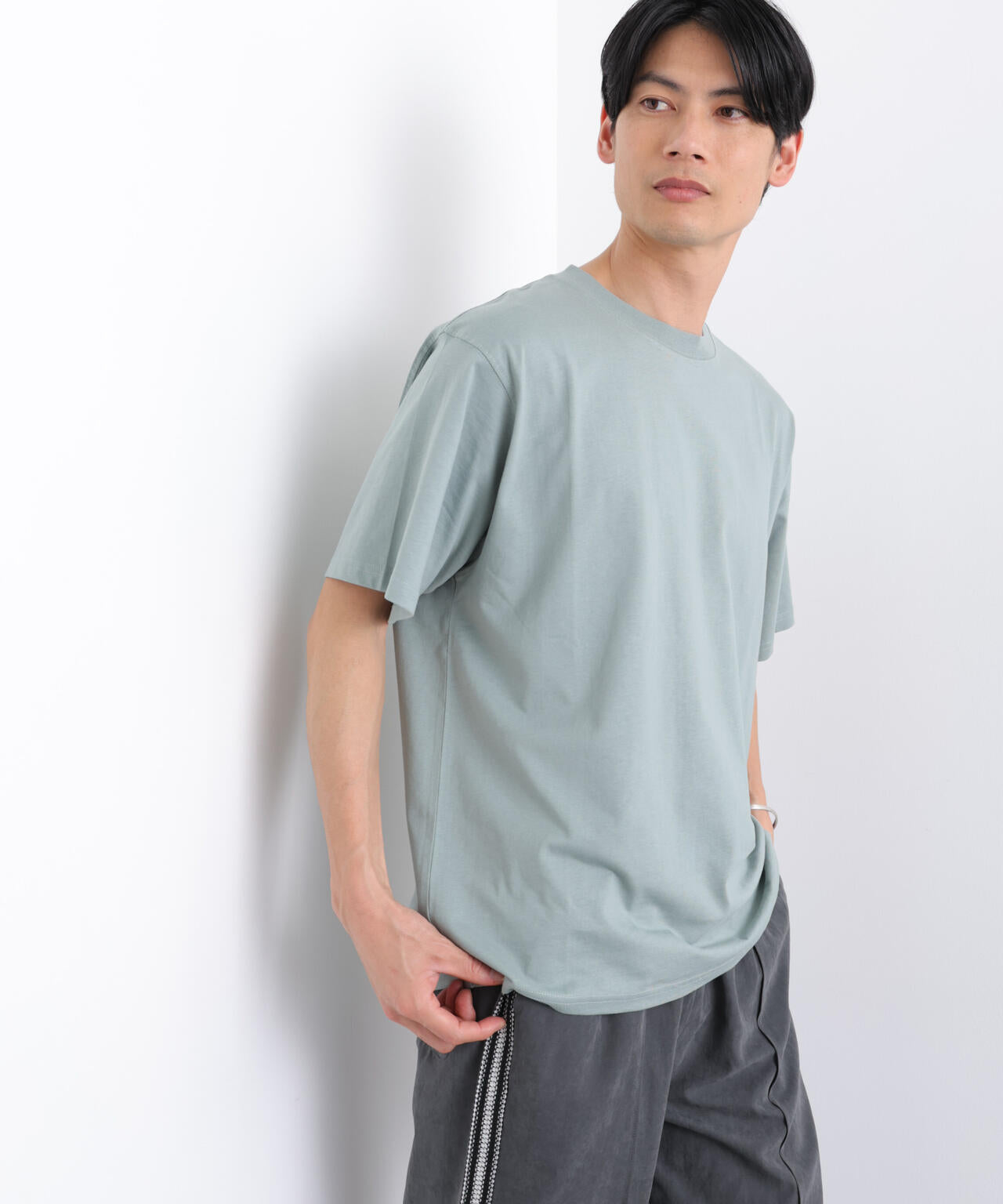 180cm　B:88 W:75 H:92 着用サイズ：L
