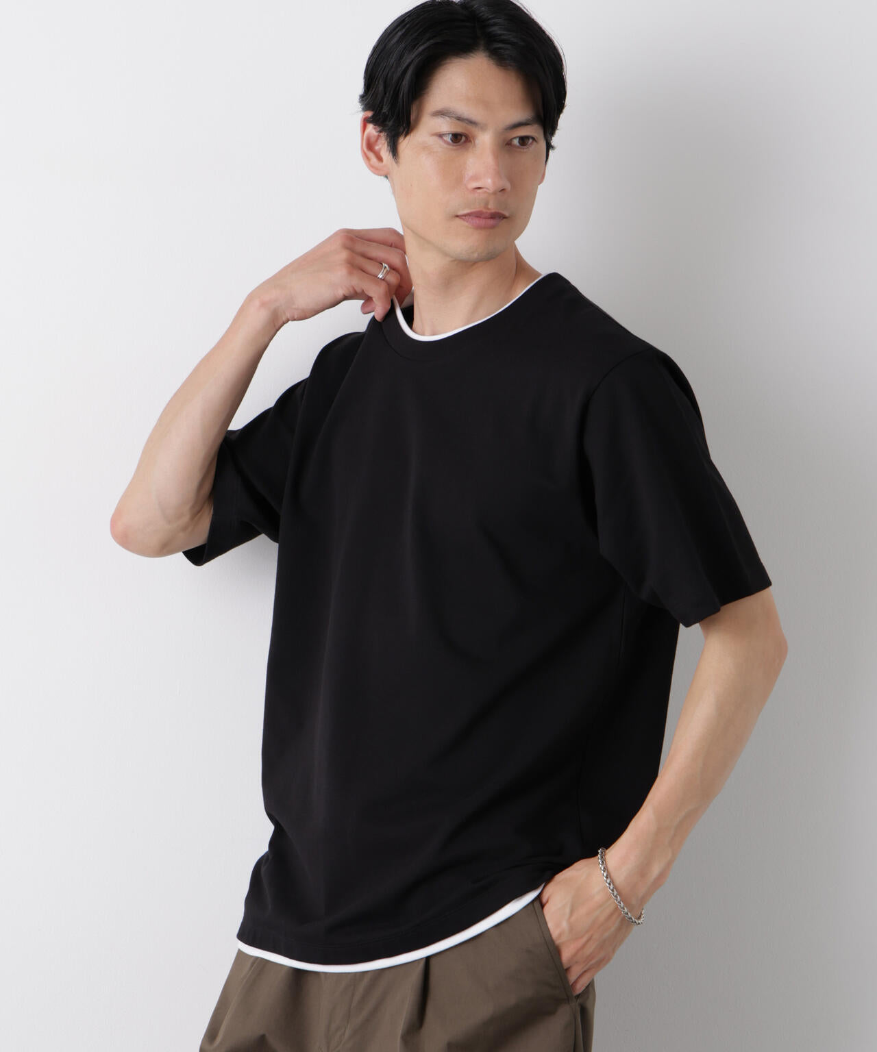 180cm　B:88 W:75 H:92 着用サイズ：L