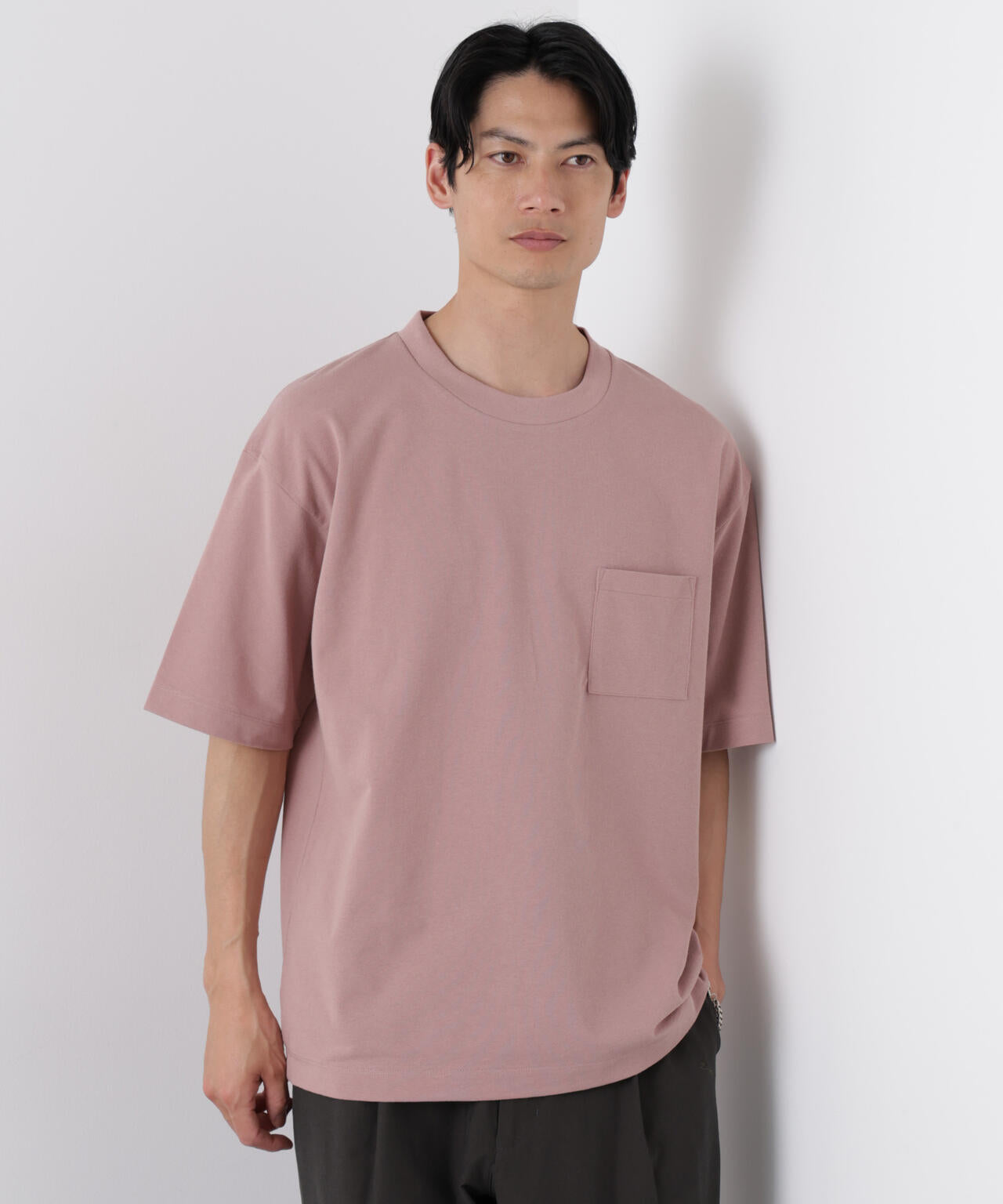 180cm　B:88 W:75 H:92 着用サイズ：L