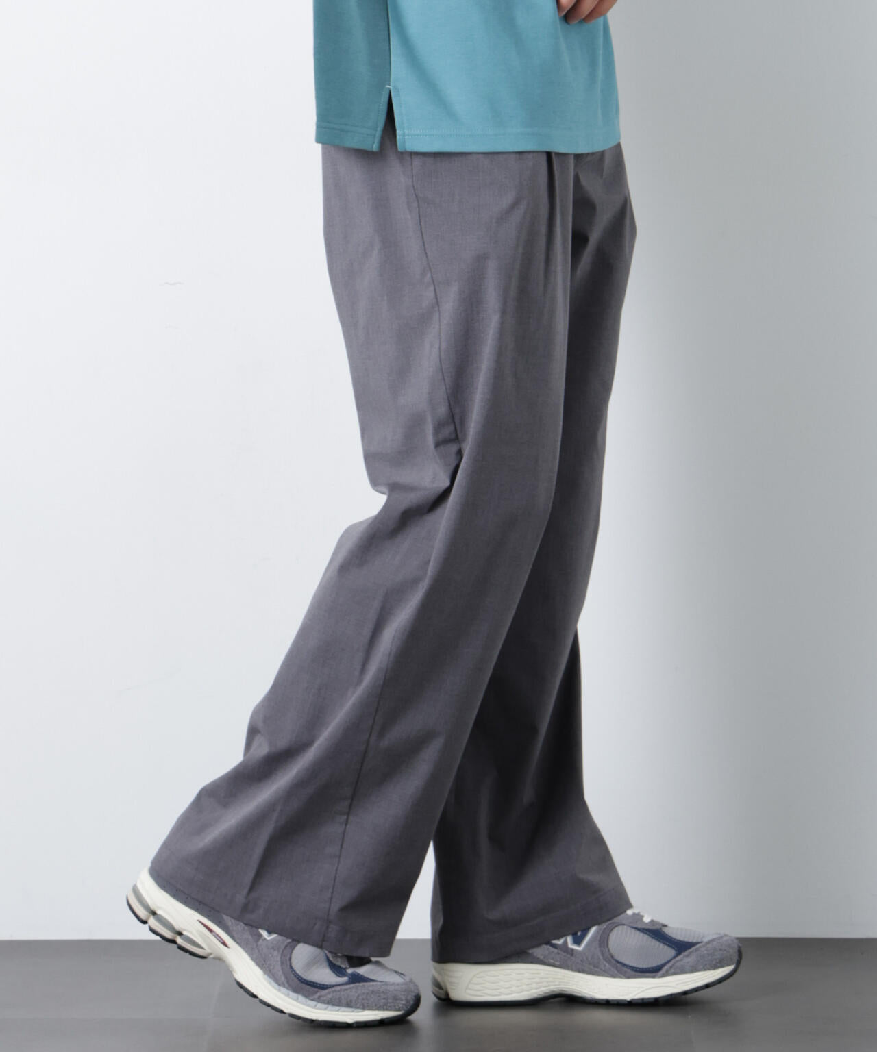 180cm　B:89 W:70 H:91 着用サイズ：L
