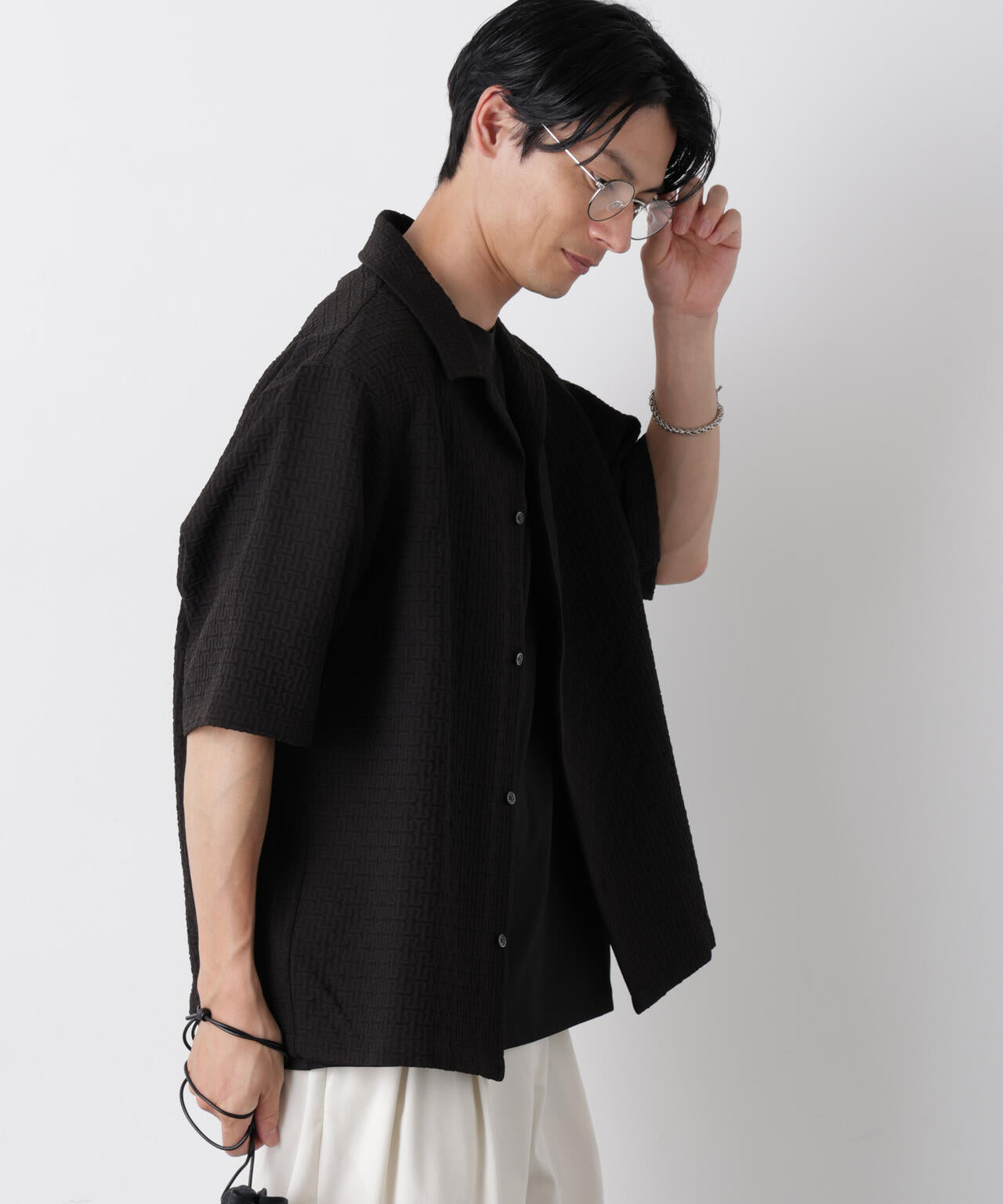 180cm　B:88 W:75 H:92 着用サイズ：L
