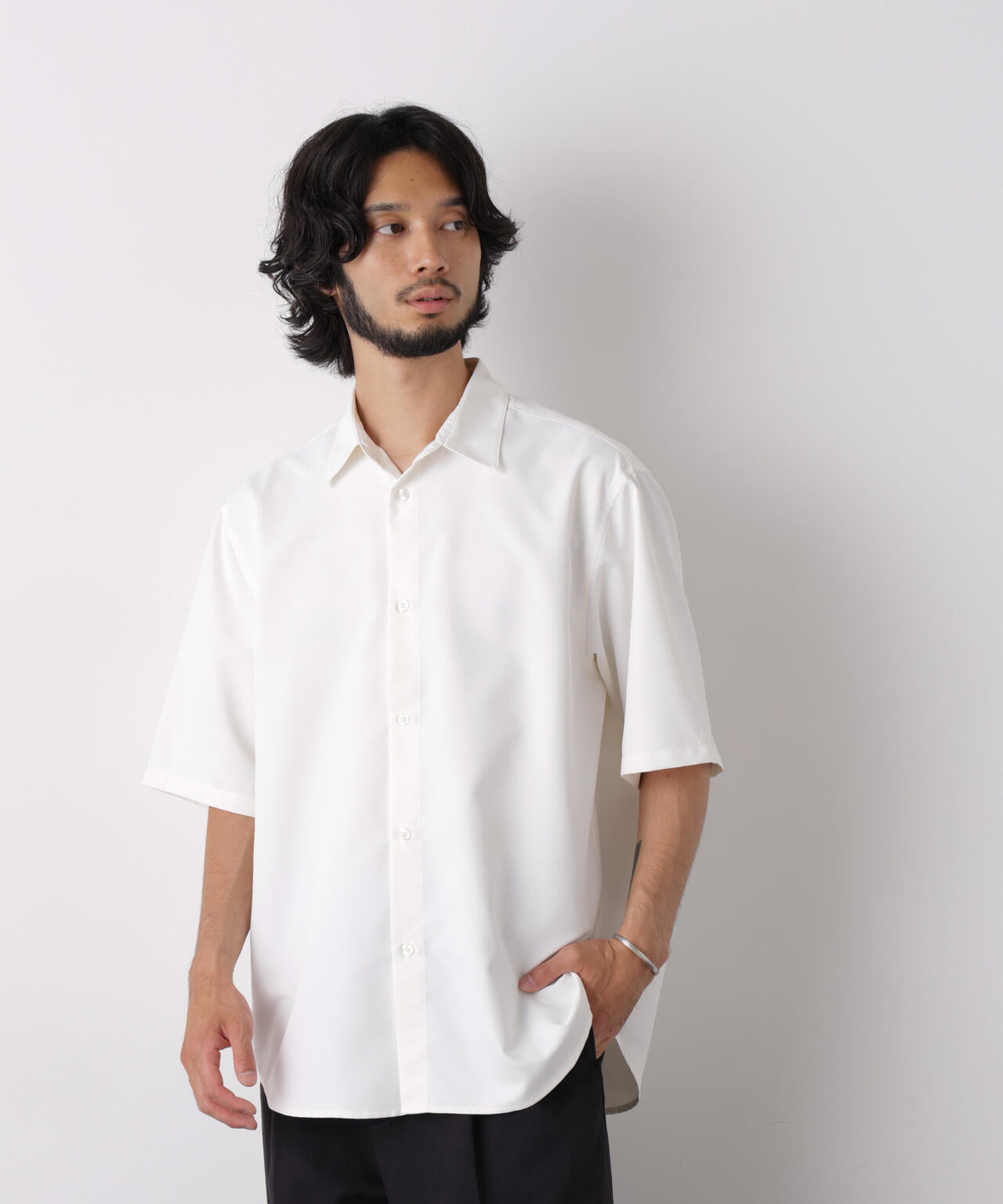 181cm　B:75 W:73 H:90 着用サイズ：L