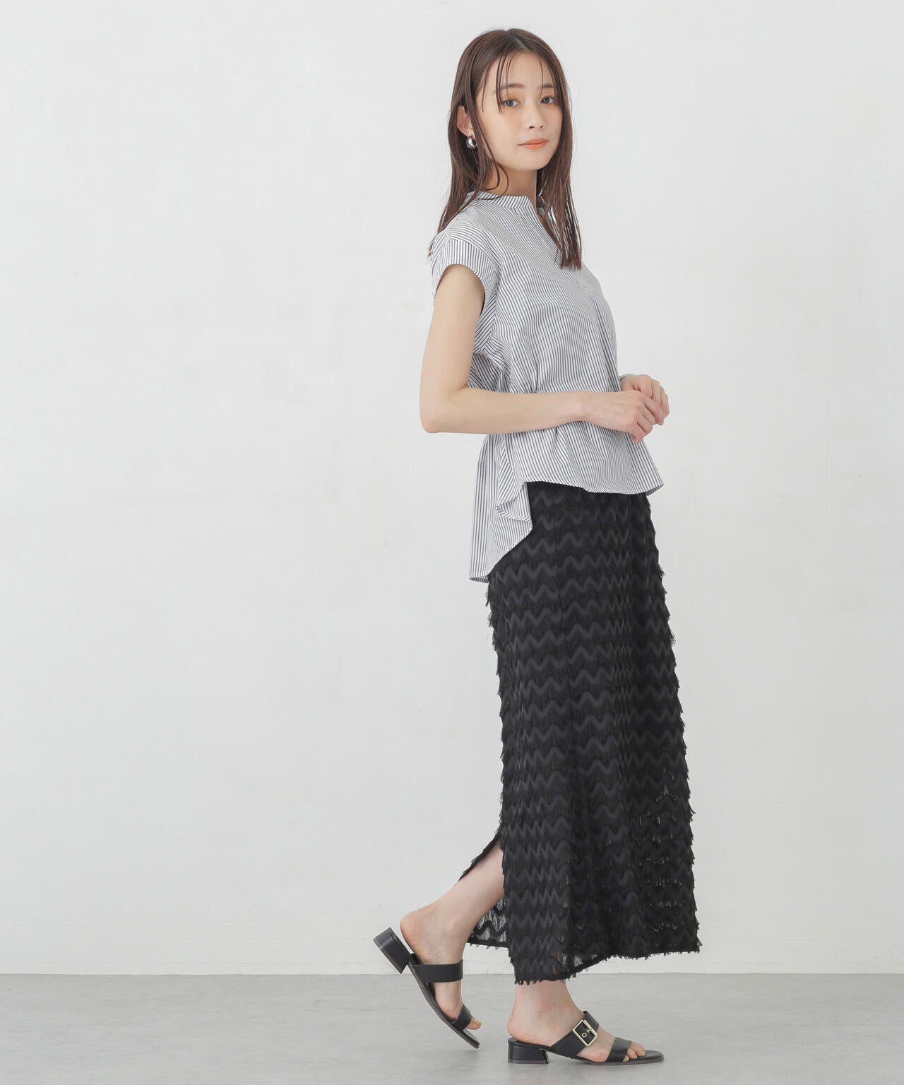 バックドロストスキッパーブラウス